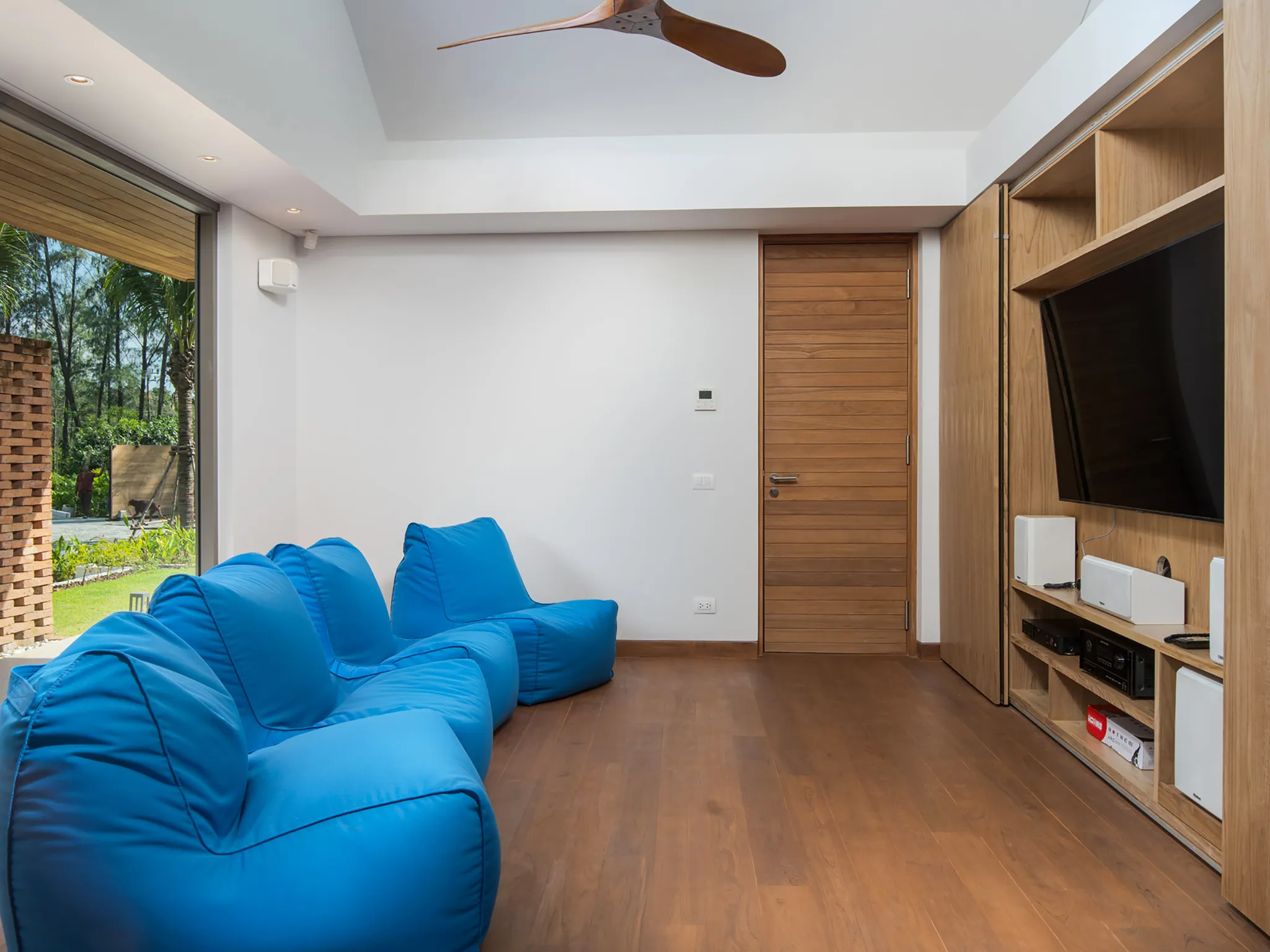 The Pines - TV room preview