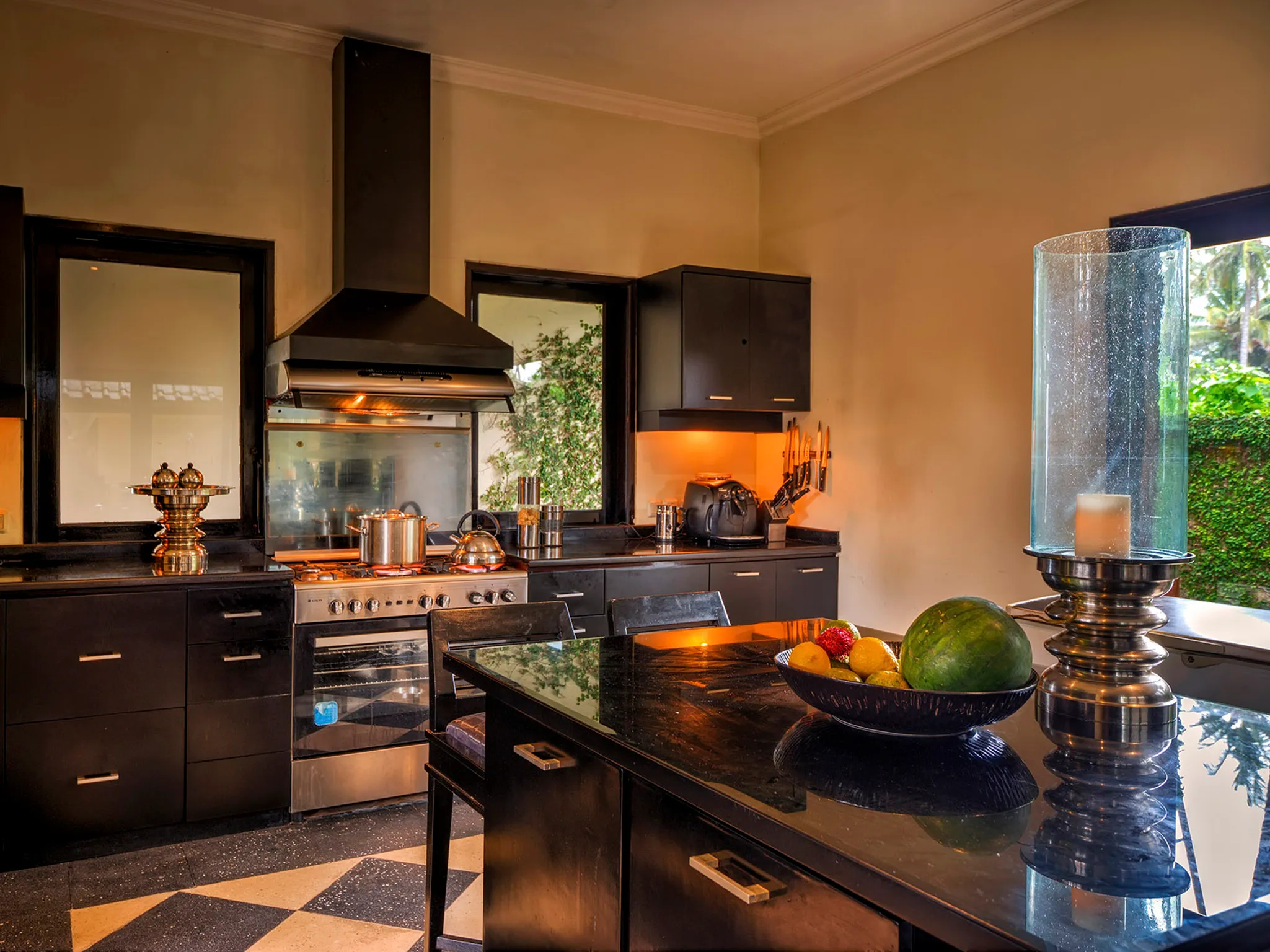 Villa Ylang Ylang - Contemporary kitchen design