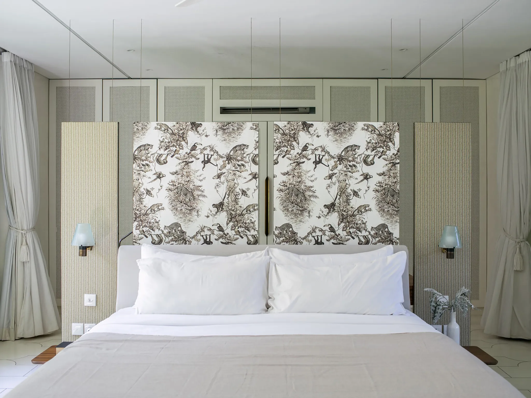 Villa 1880 - Comfortable guest bedroom one