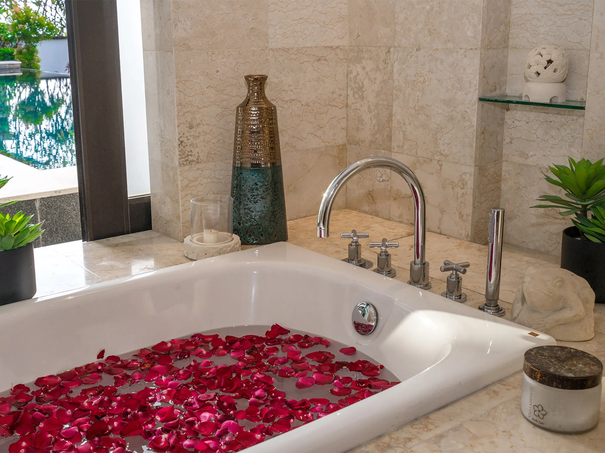 Villa Adenium - Flower bath