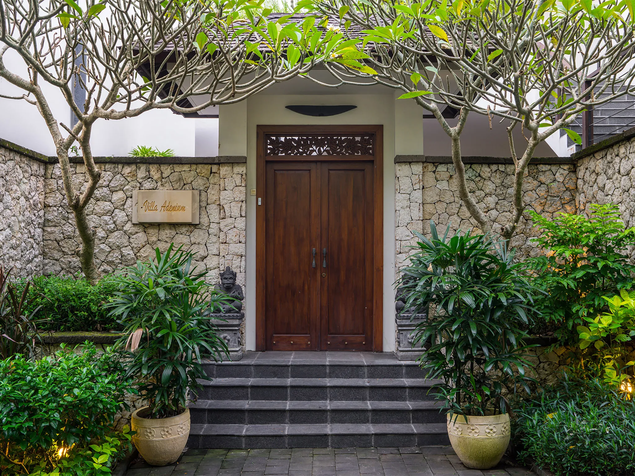 Villa Adenium - The entrance