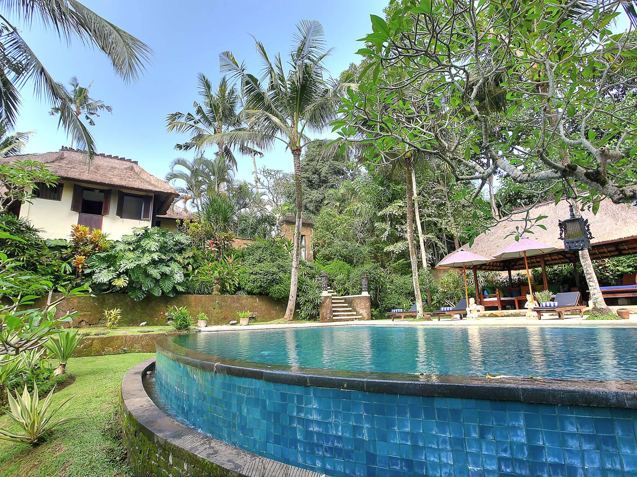 Villa Alamanda - Pool overspill