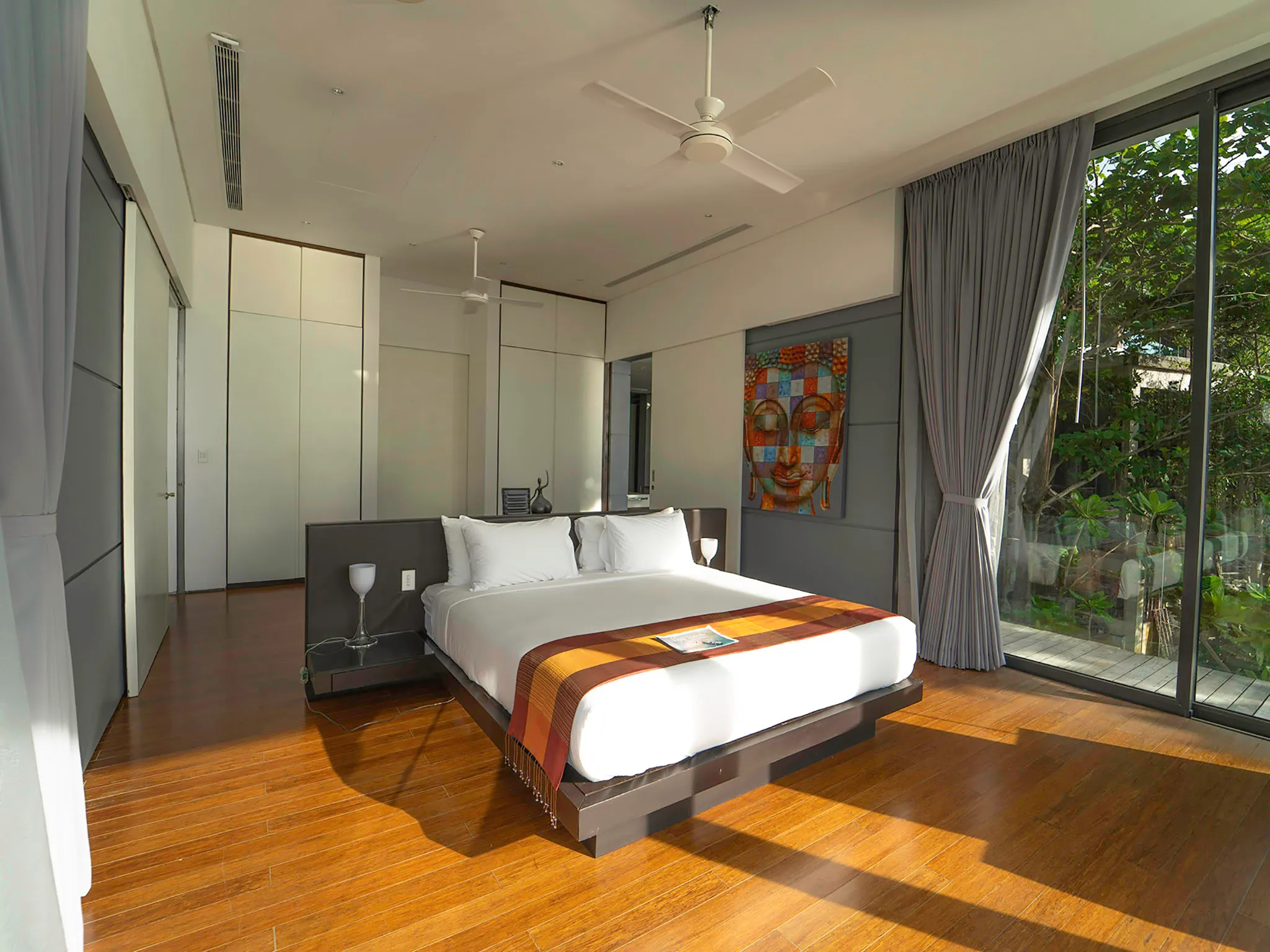 Villa Amanzi Kamala - Bedroom setting