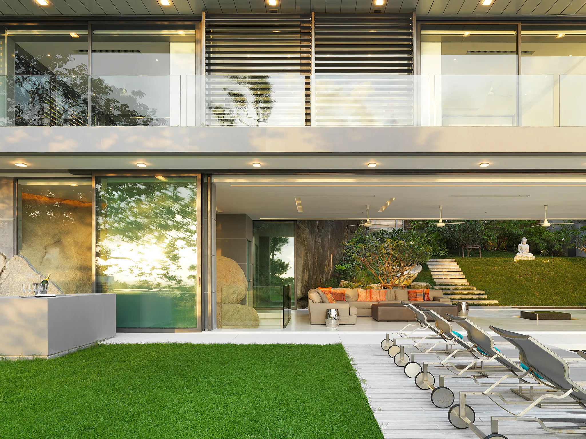 Villa Amanzi Kamala - Lawn area