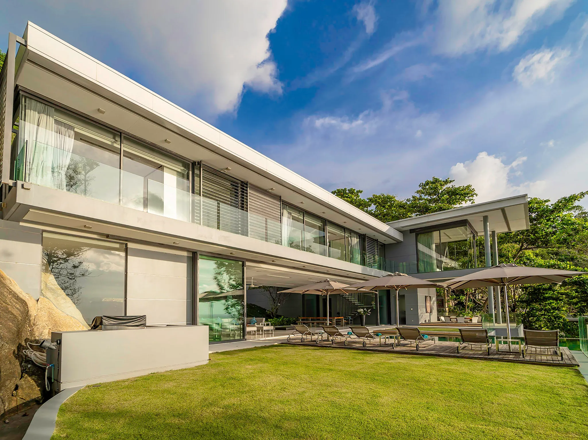 Villa Amanzi Kamala - Luxurious getaway