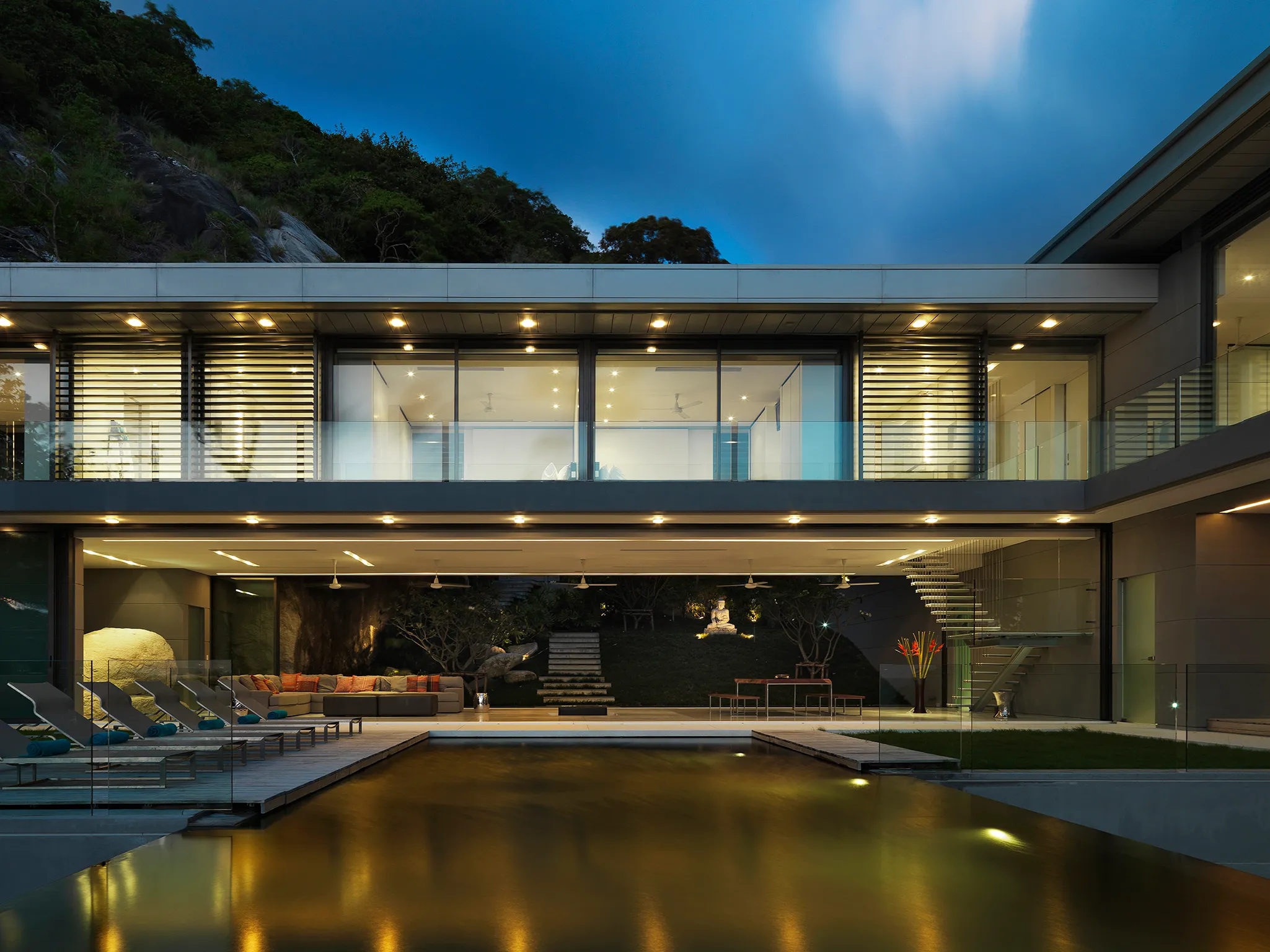 Villa Amanzi Kamala - Villa by the night