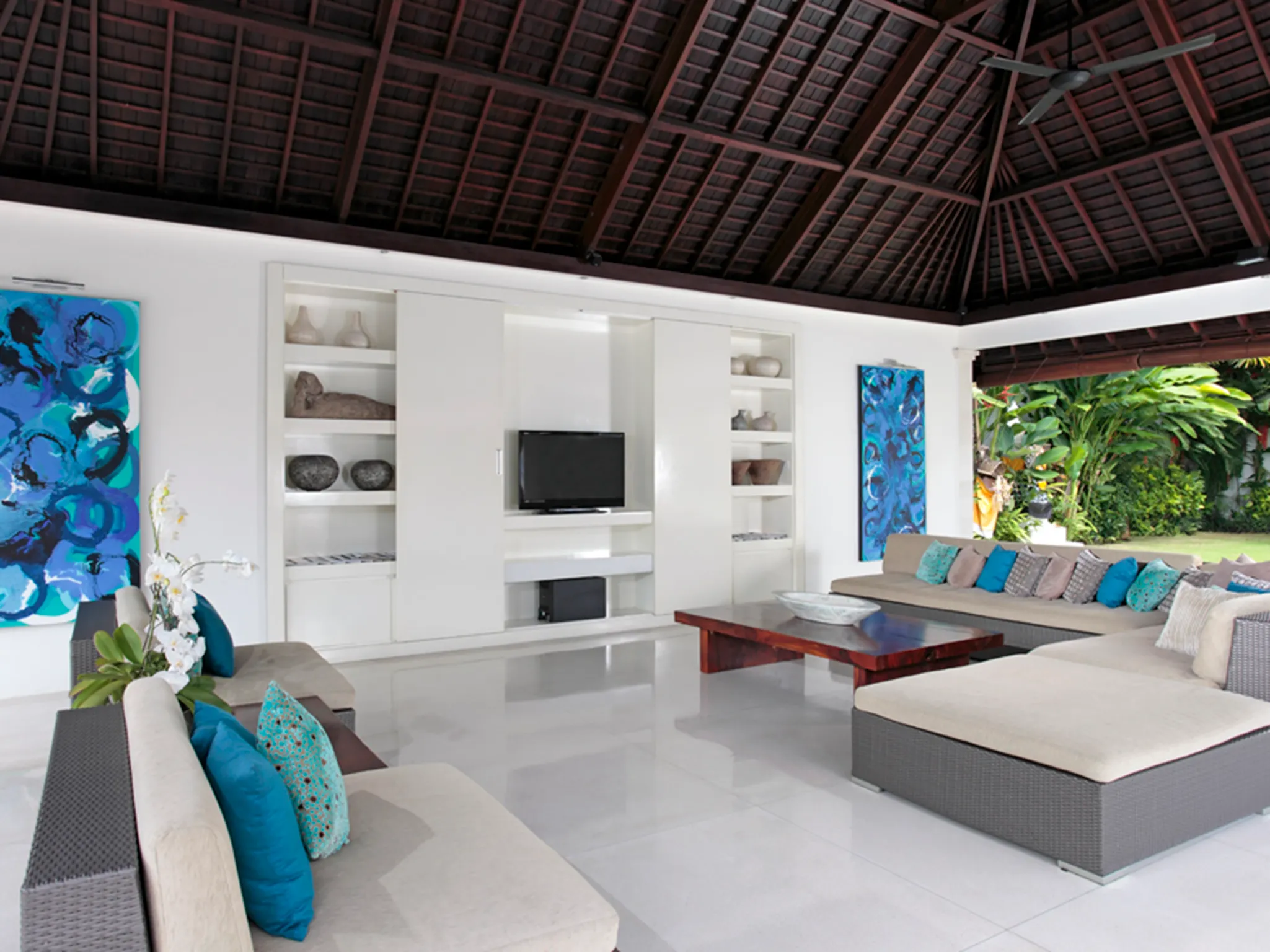 Villa Asante - Open air living area
