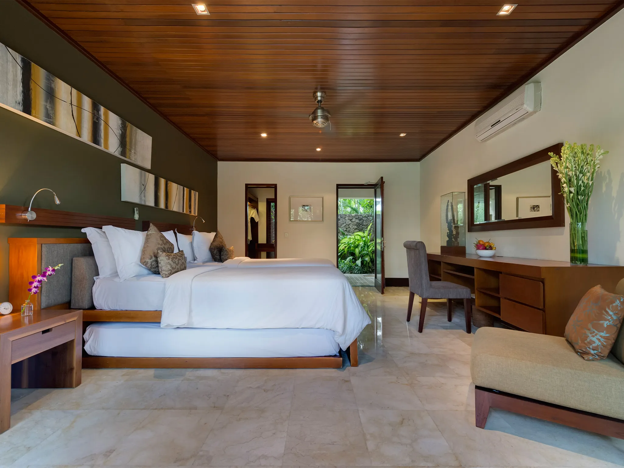 Villa Asta - Guest bedroom one