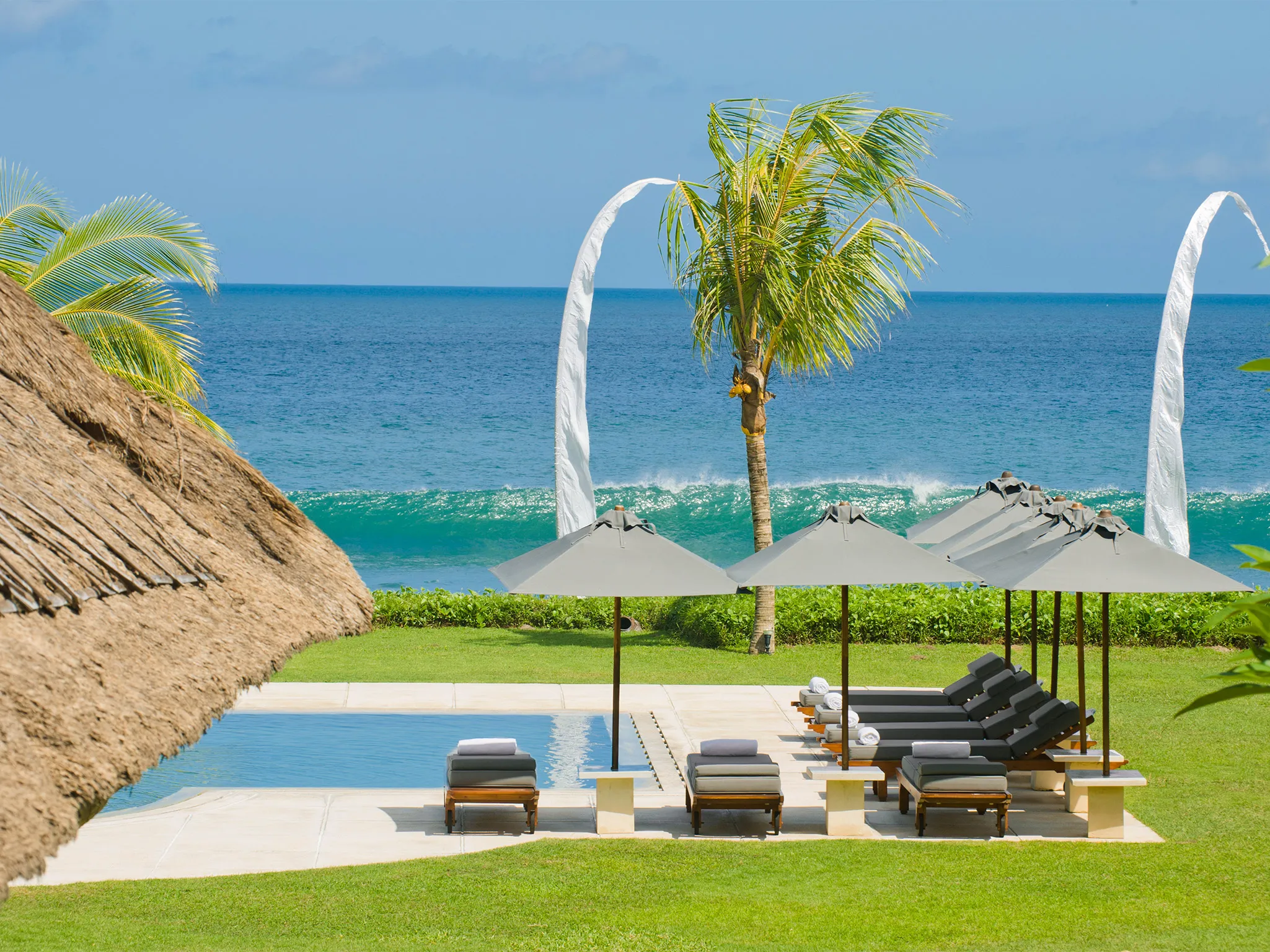 Atas Ombak - Pool chairs