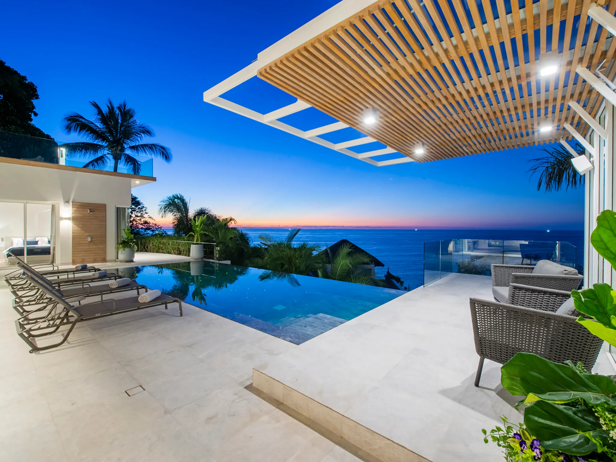 Villa Borimas - Stunning ambience at night