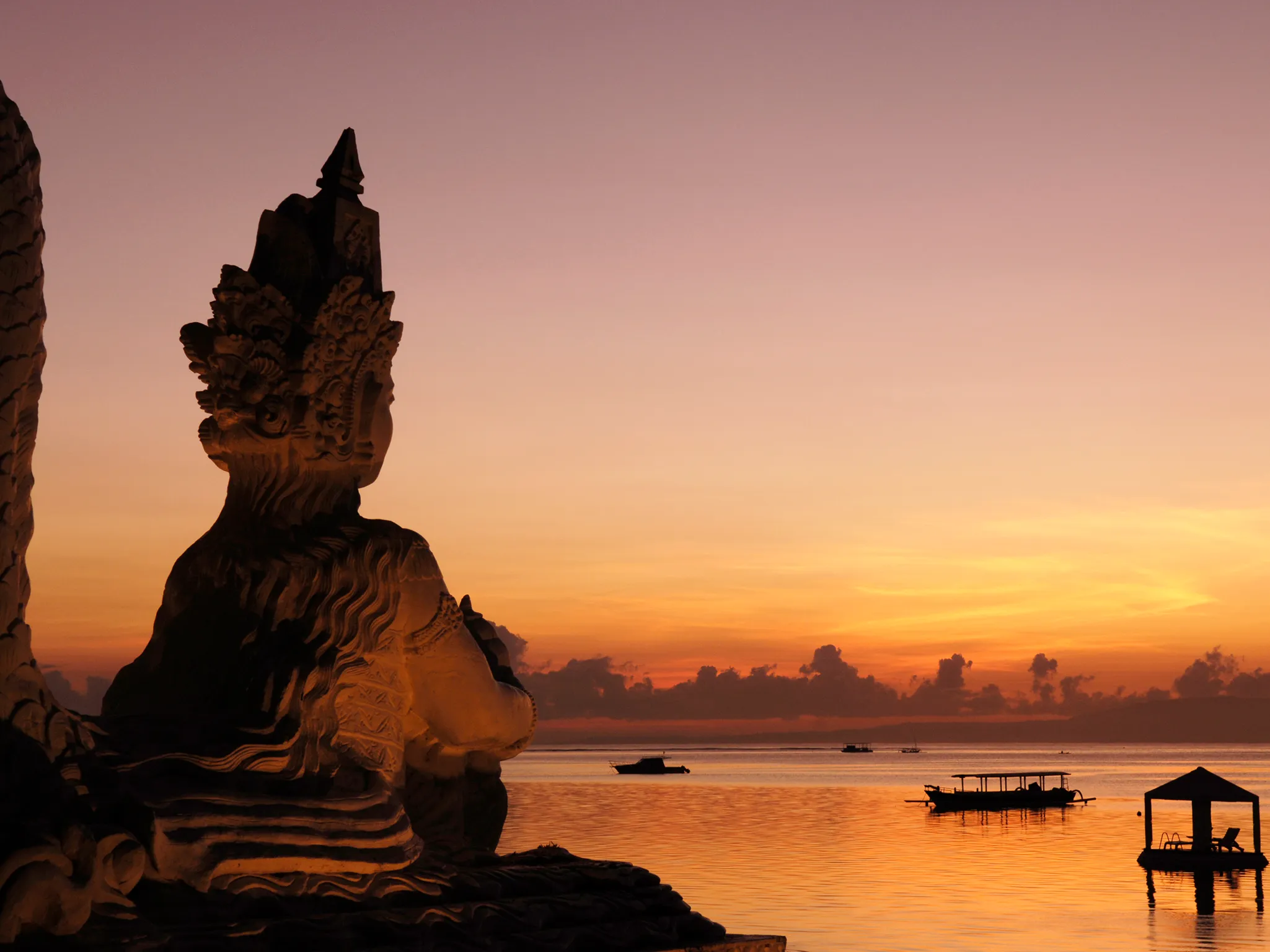 Villa Cemara - Low tide at dusk