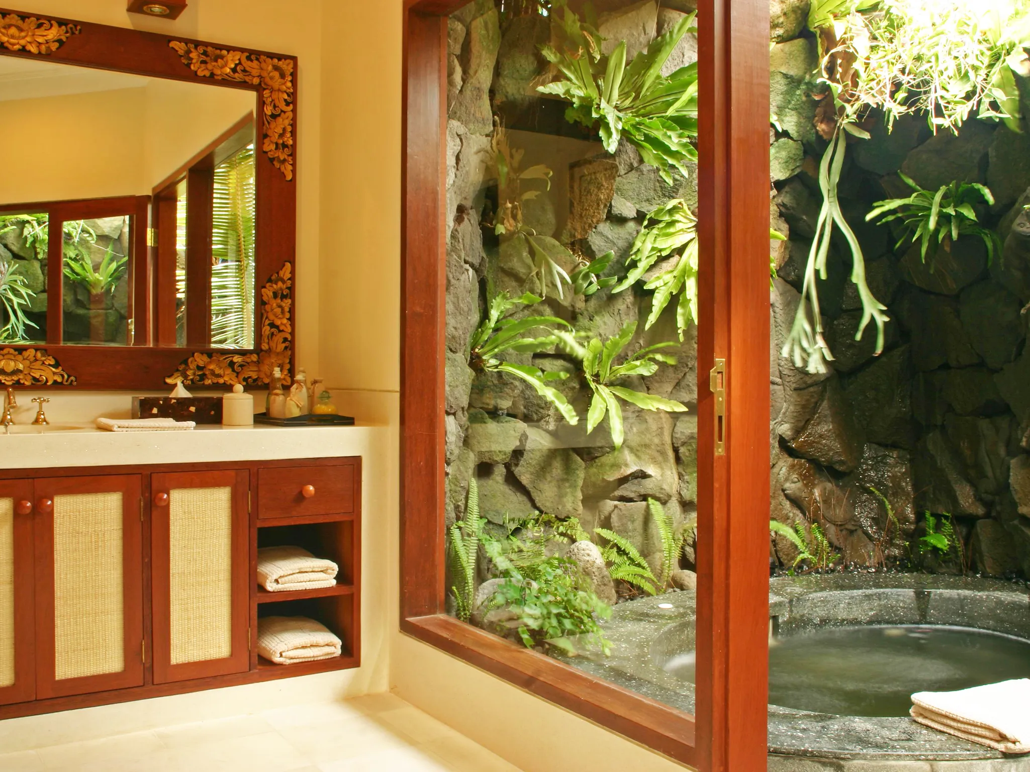 Villa Cemara - Bathroom ensuite