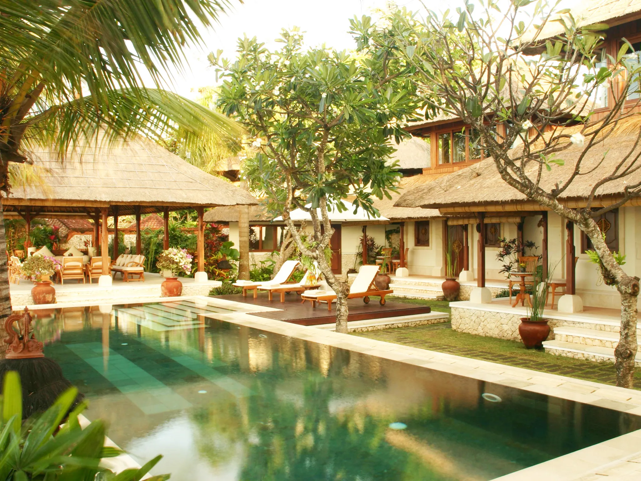 Villa Cemara - Day time ambience