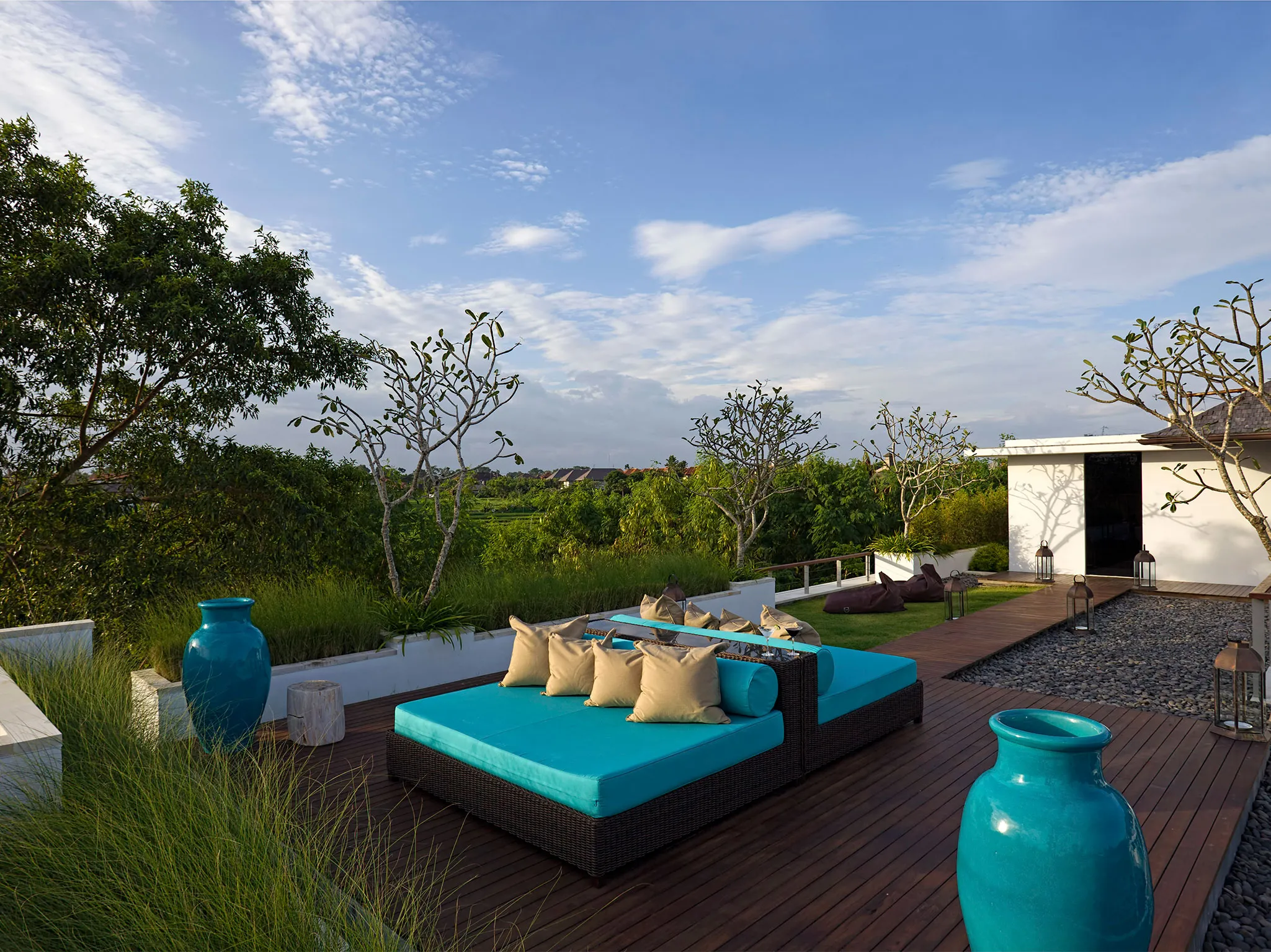 Cendrawasih - Upstairs alfresco living area