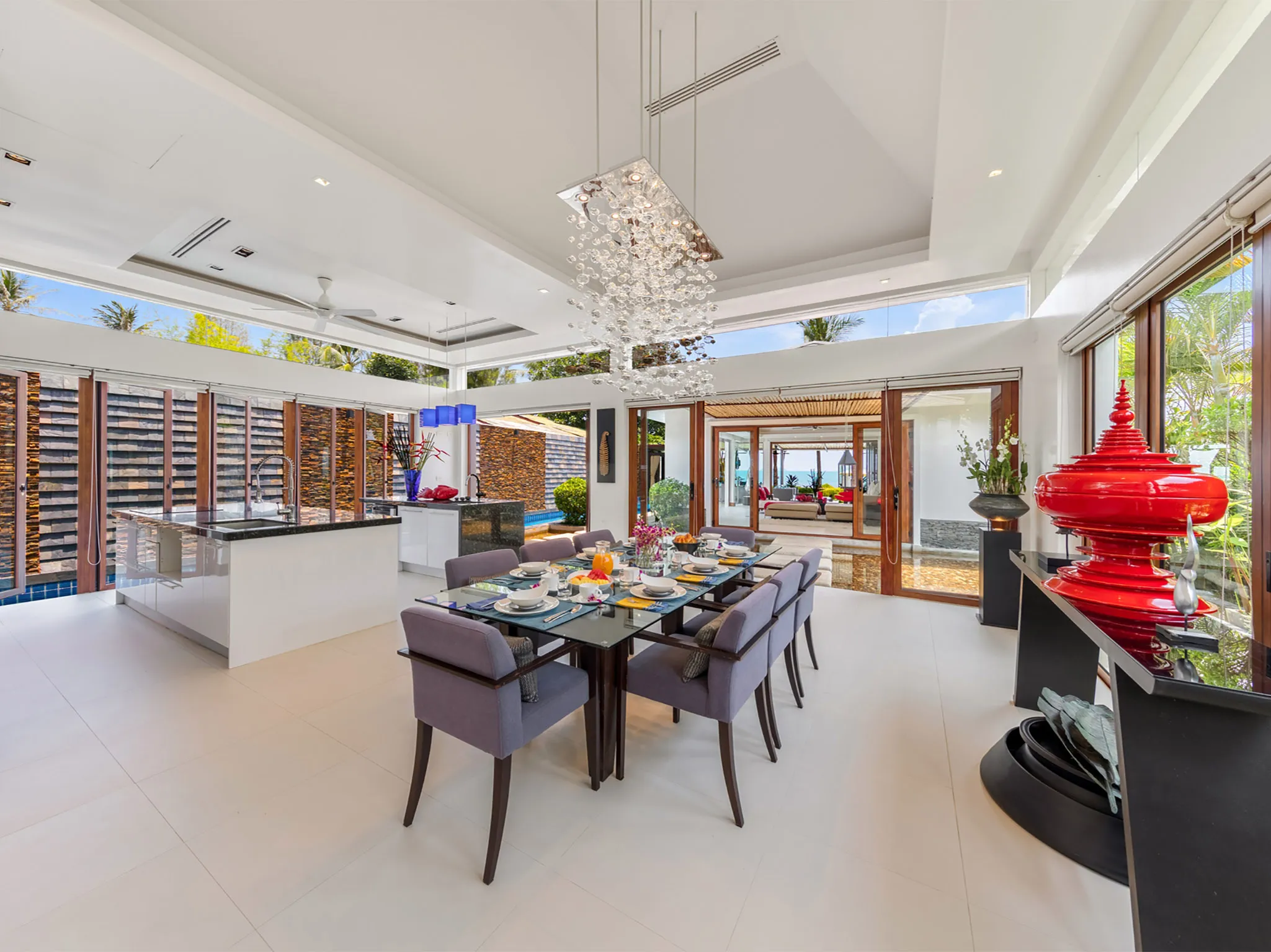 Villa Chi Samui at Lotus Samui - Dining area and kitchen preview