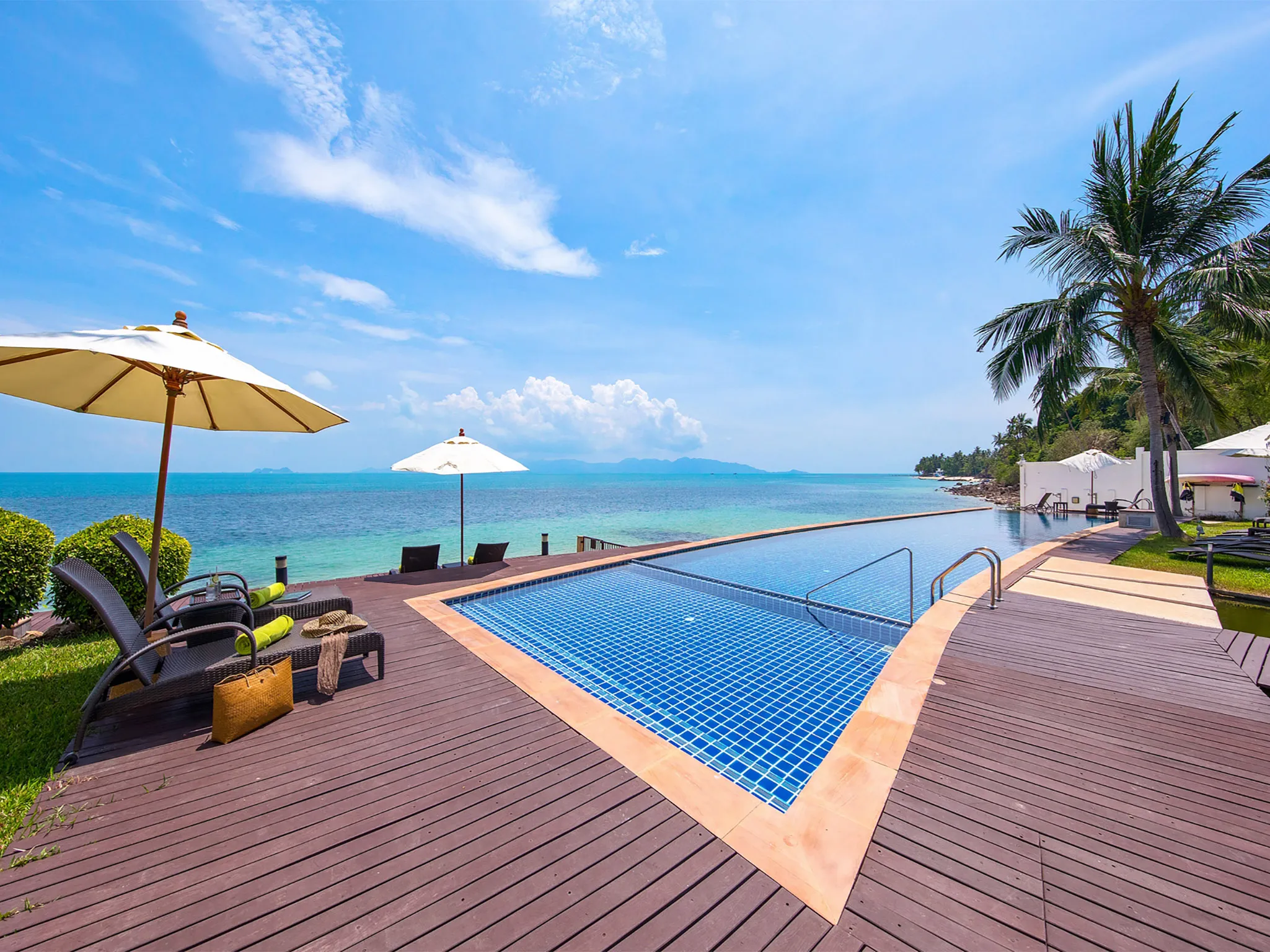 Villa Chi Samui at Lotus Samui - Relax yourself in paradise at the shared beachfront pool