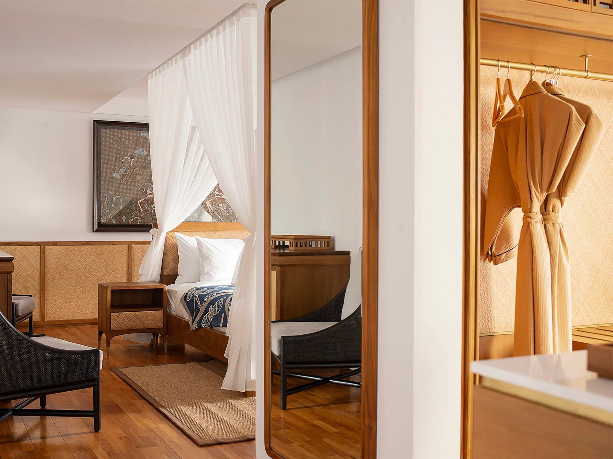 Villa Indrani - Bedroom and wardrobe