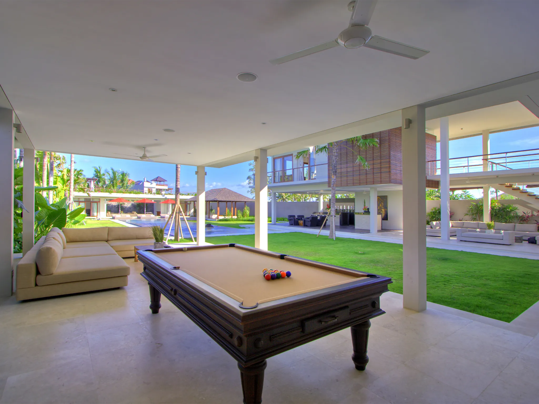 Villa Kalyani - Pool table