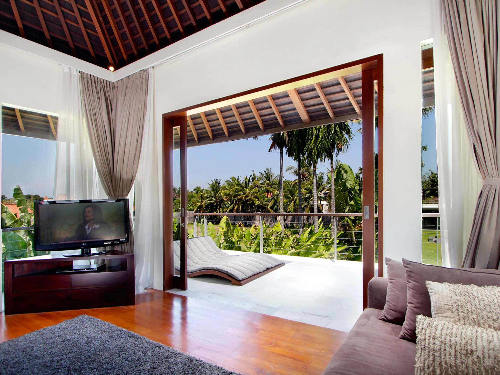 Villa Kalyani - Second master bedroom with terrace