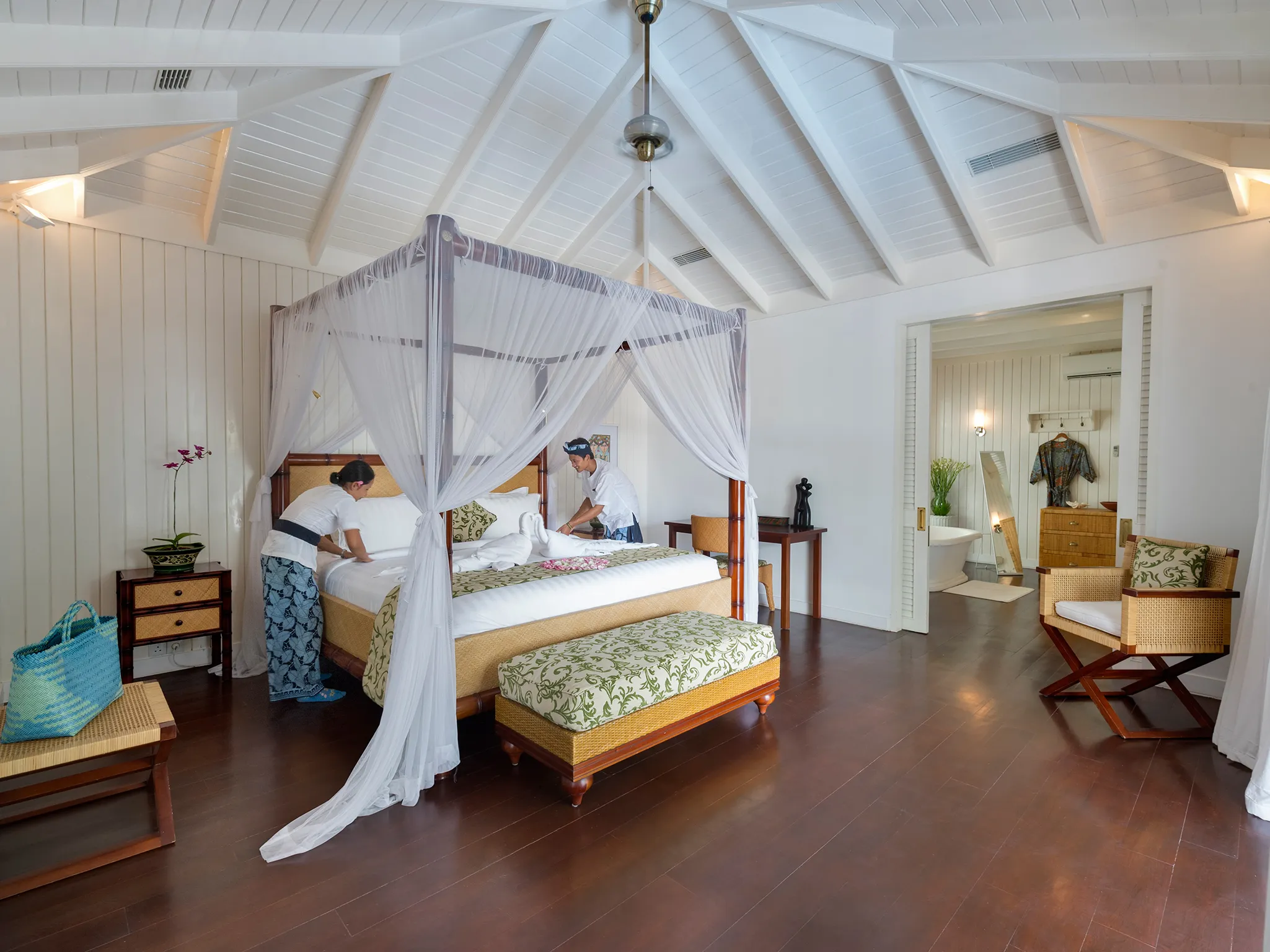 5. Villa Lulito - Master bed being made