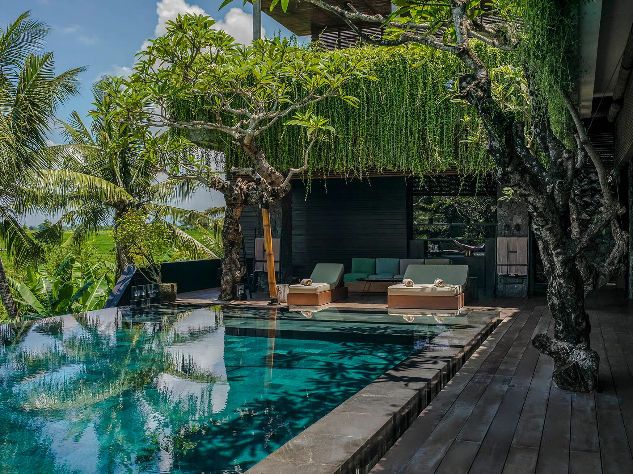 Villa Mana - Lounge poolside
