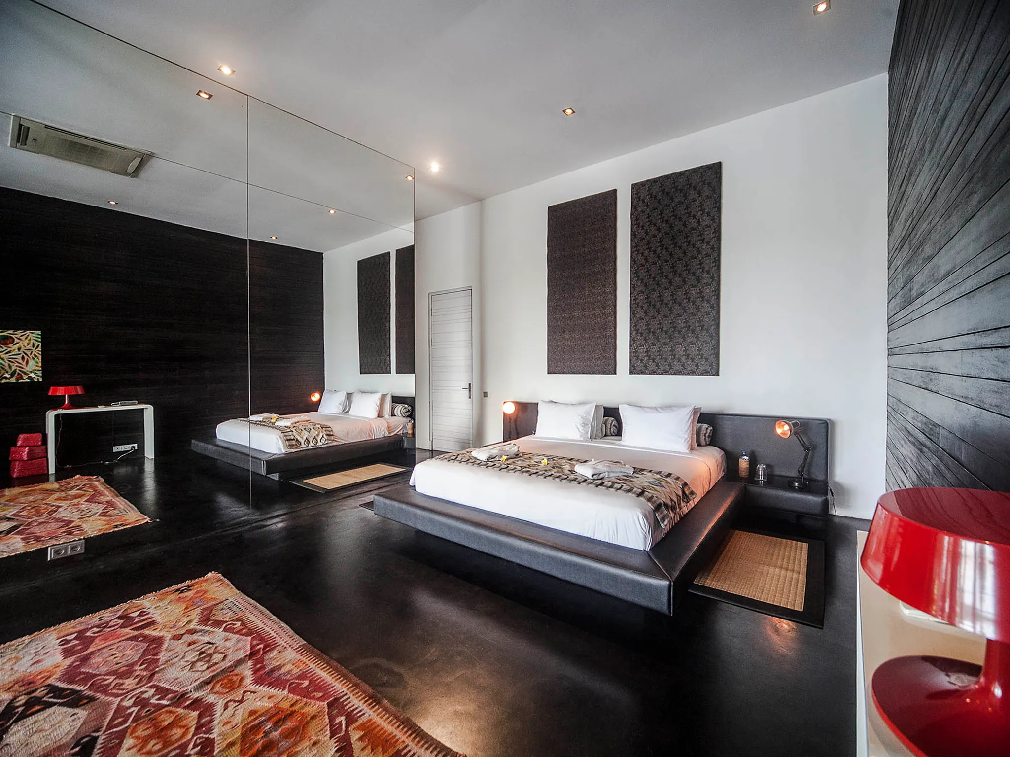 Villa Mana - Master bedroom layout