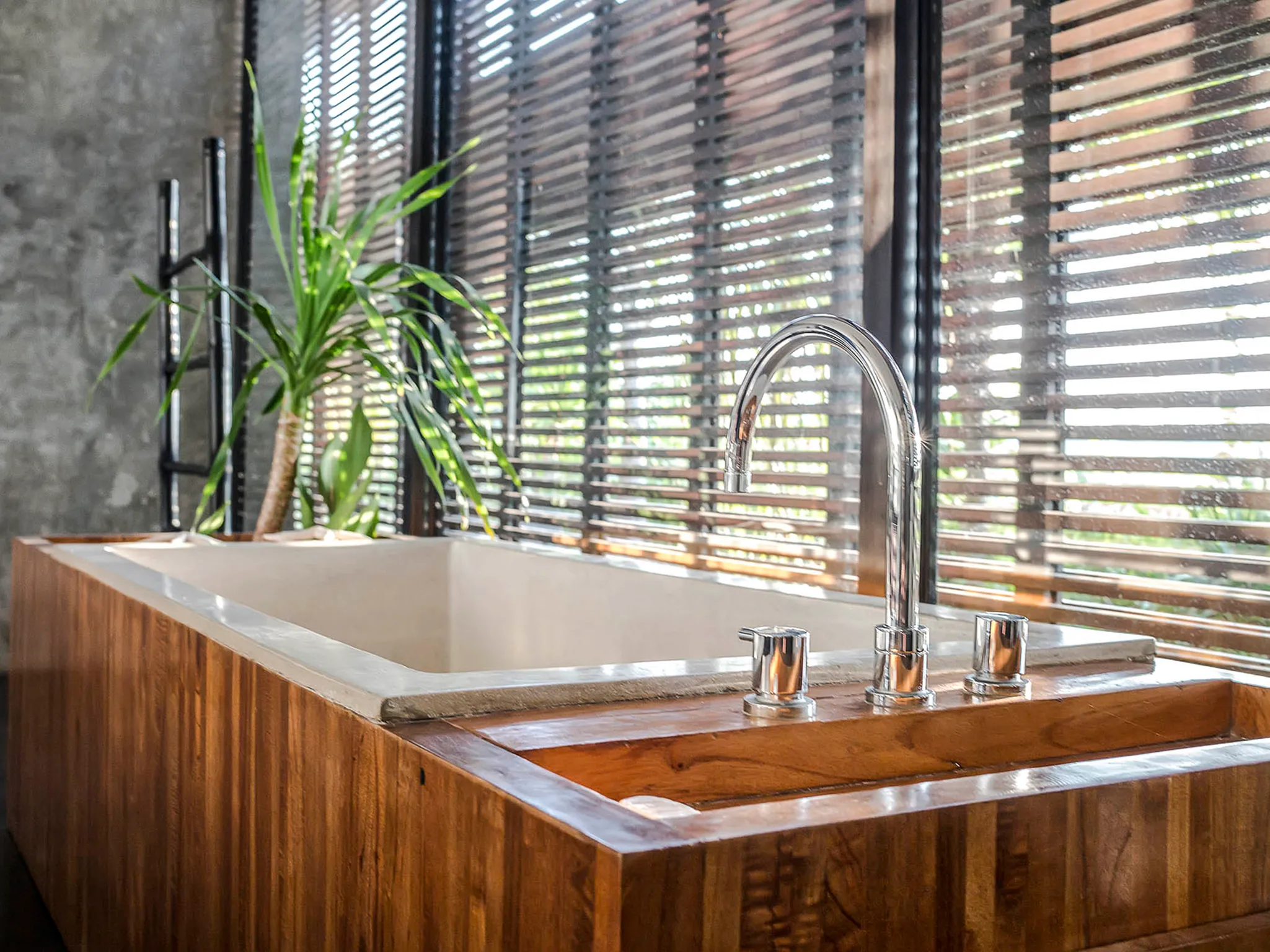 Villa Mana - Luxe bathing