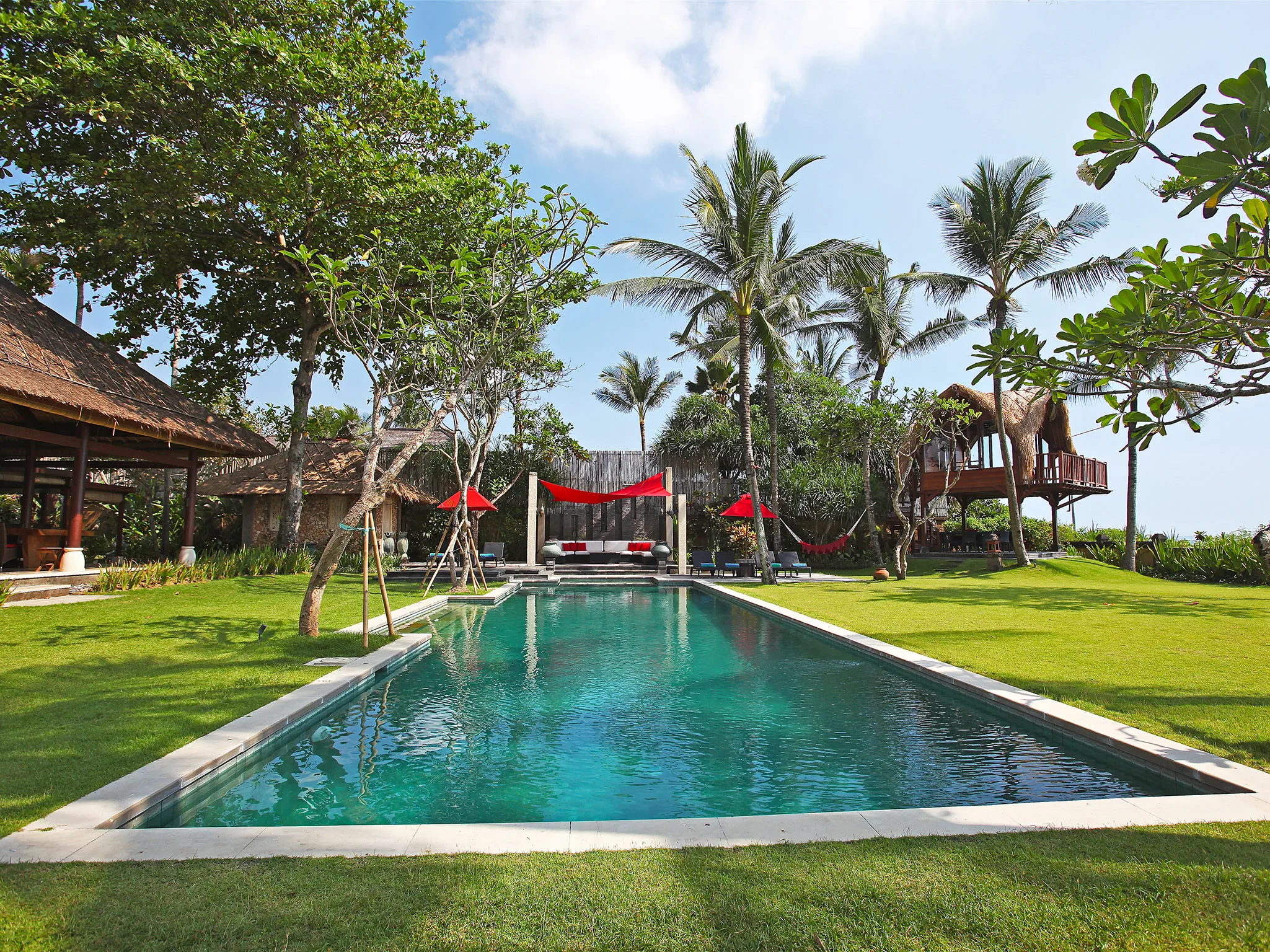 Villa Maridadi - Pool edge