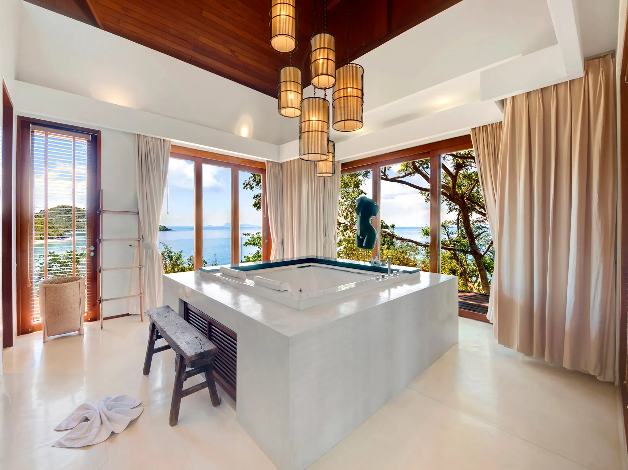 Villa Riva - Luxurious jacuzzi and seaview