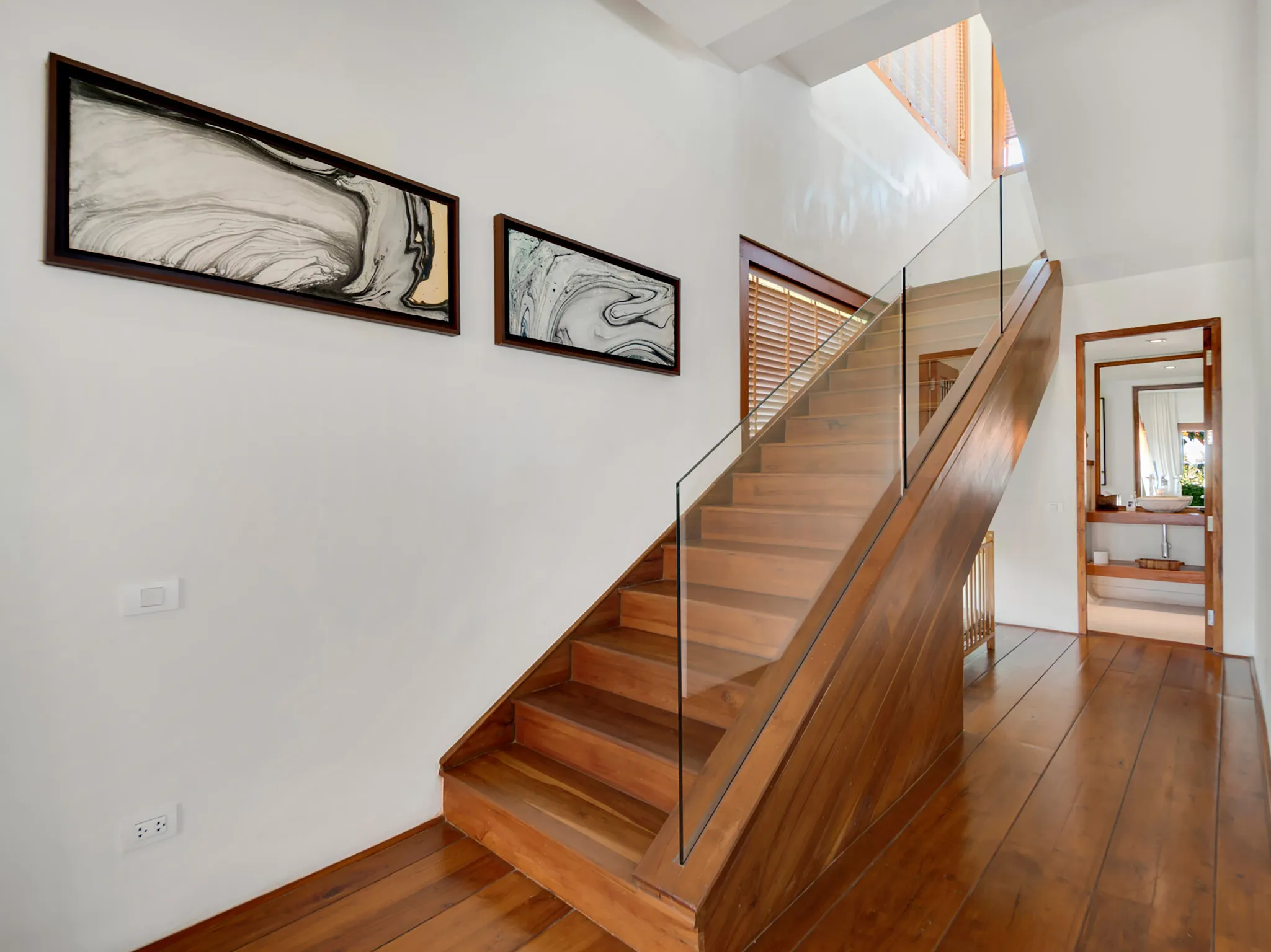 Villa Riva - Stairs to upper floor