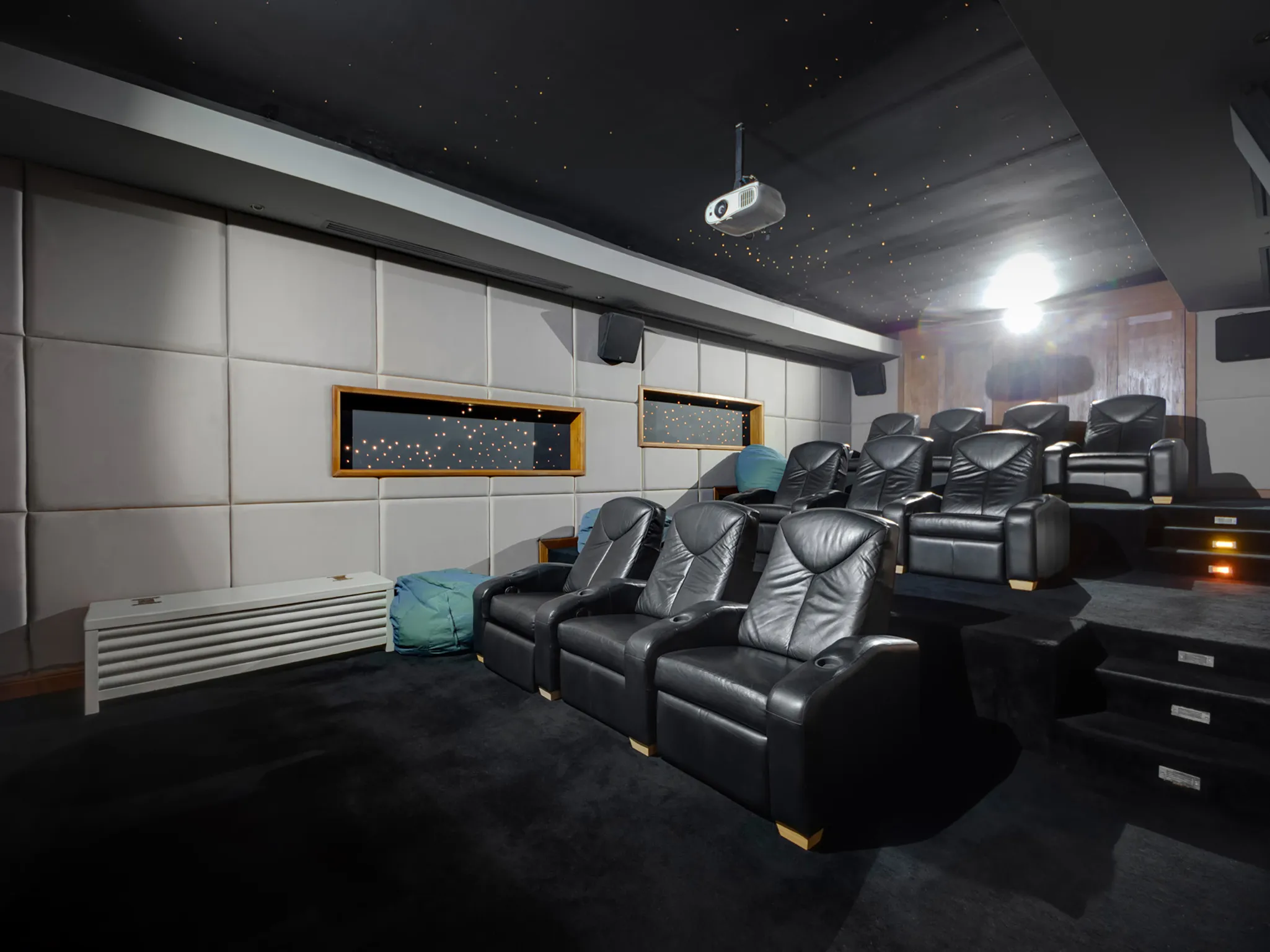 Villa Riva - Private cinema