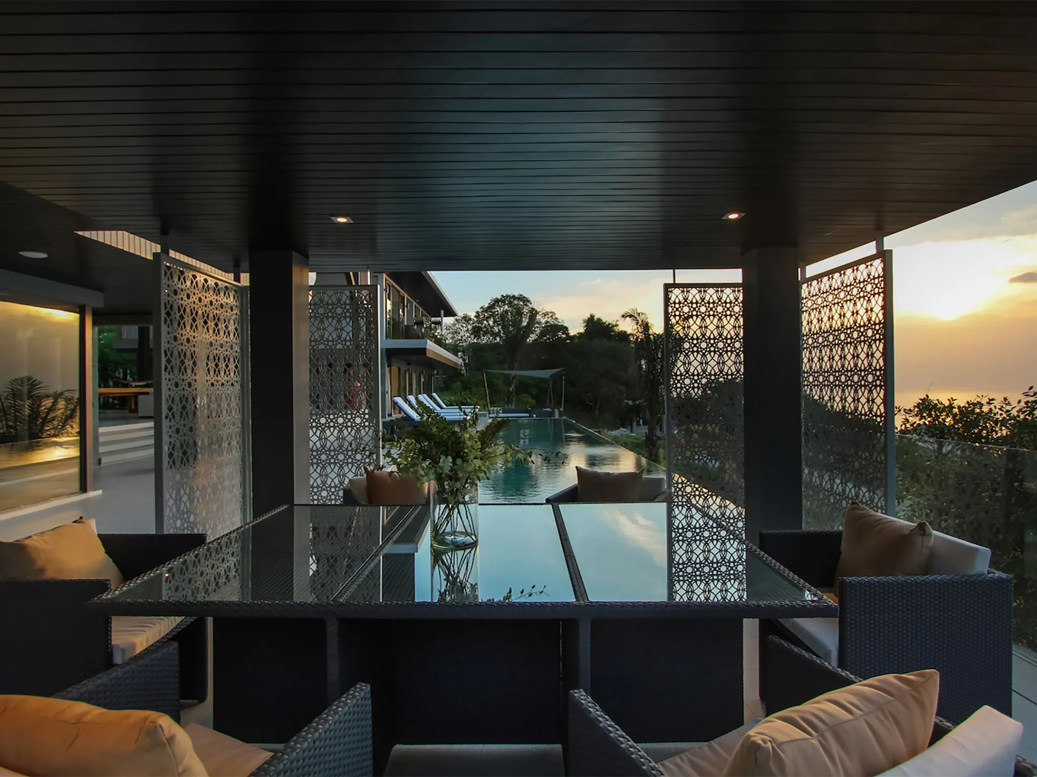 Villa Saan - Outdoor dining sala