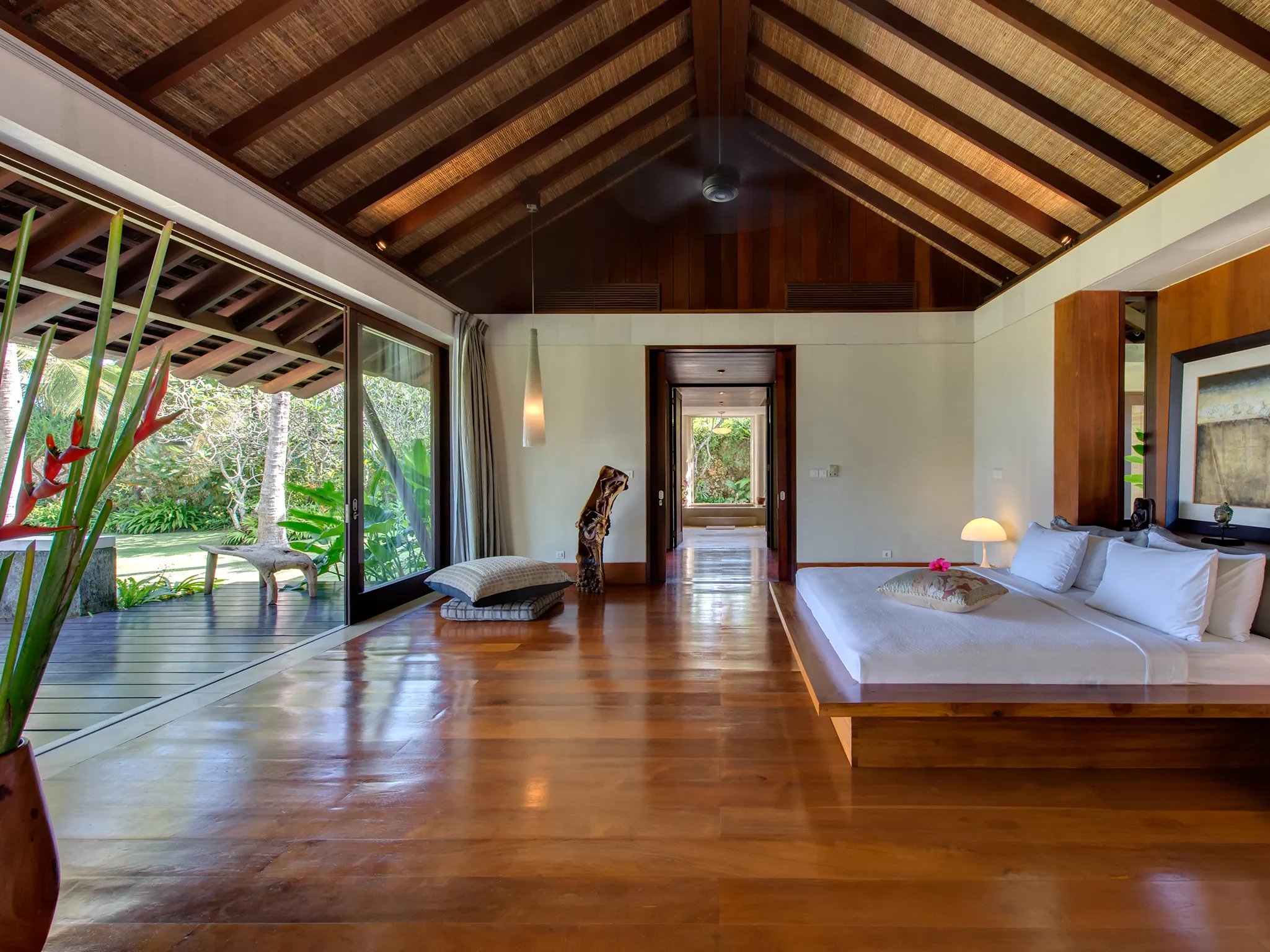 Villa Samadhana - Master bedroom