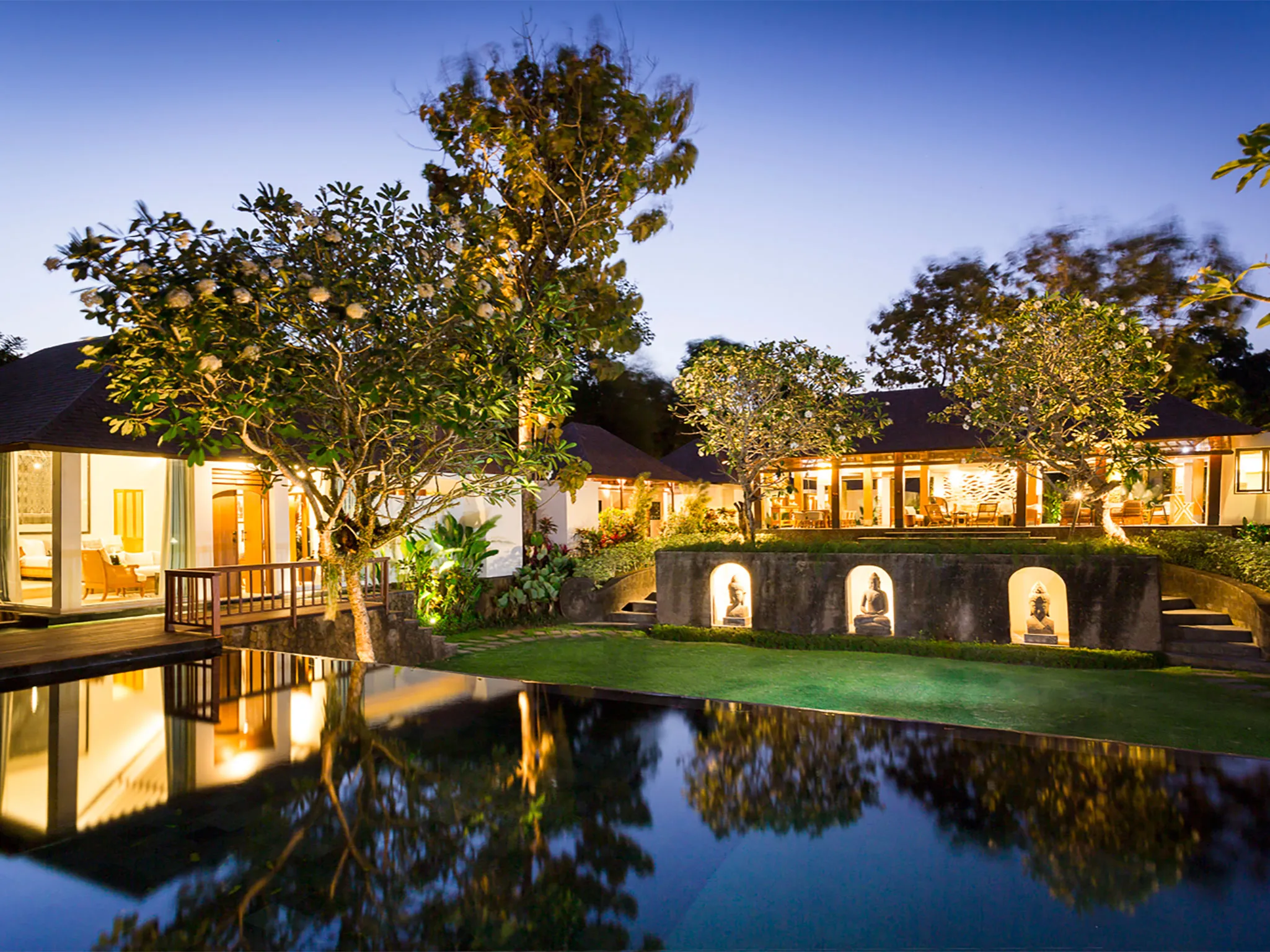 Villa Simona Oasis - Main pavillion and master bedroom lit up at night