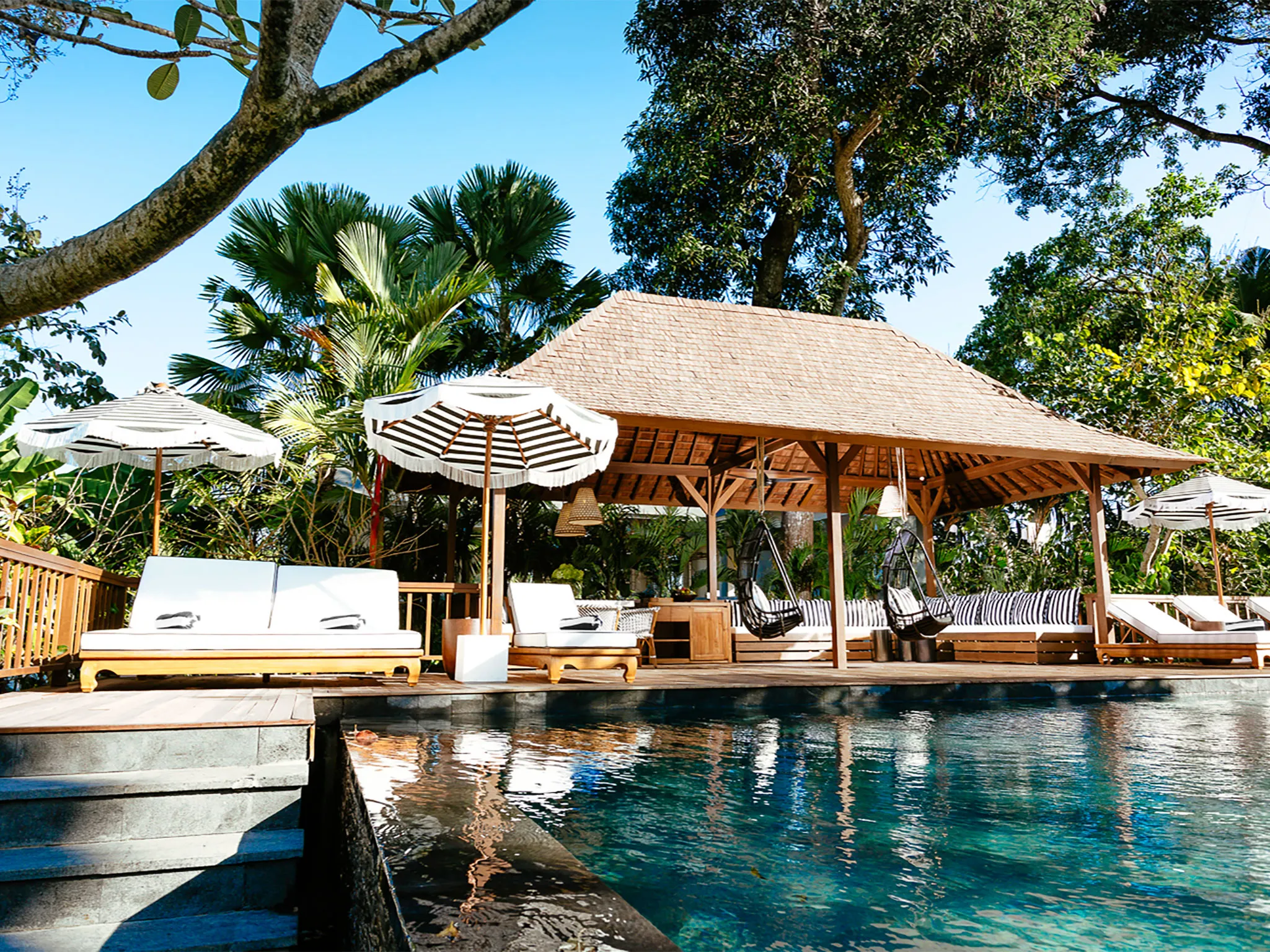 Villa Simona Oasis - Steps to pool deck
