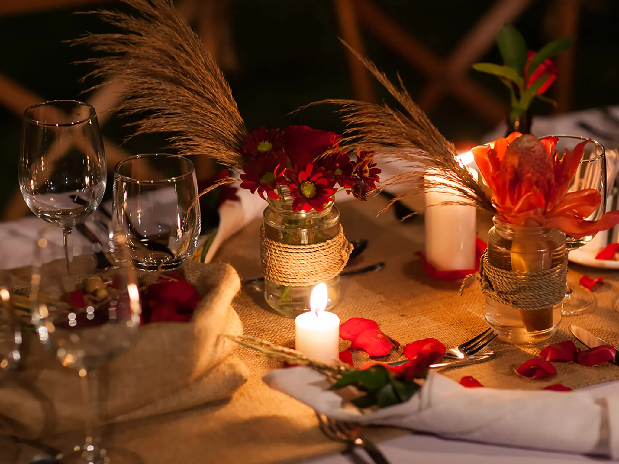 The Beji - Dining setup
