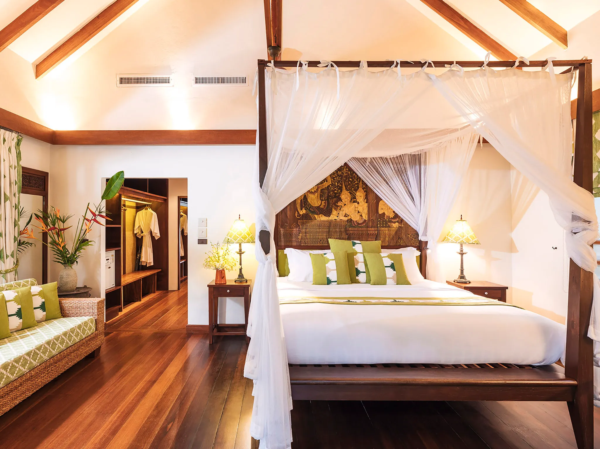 Waimarie - King guest room 3