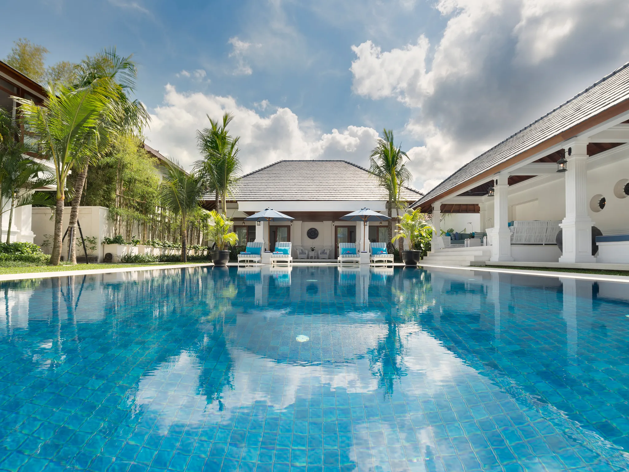 Villa Windu Asri - Pool and villa