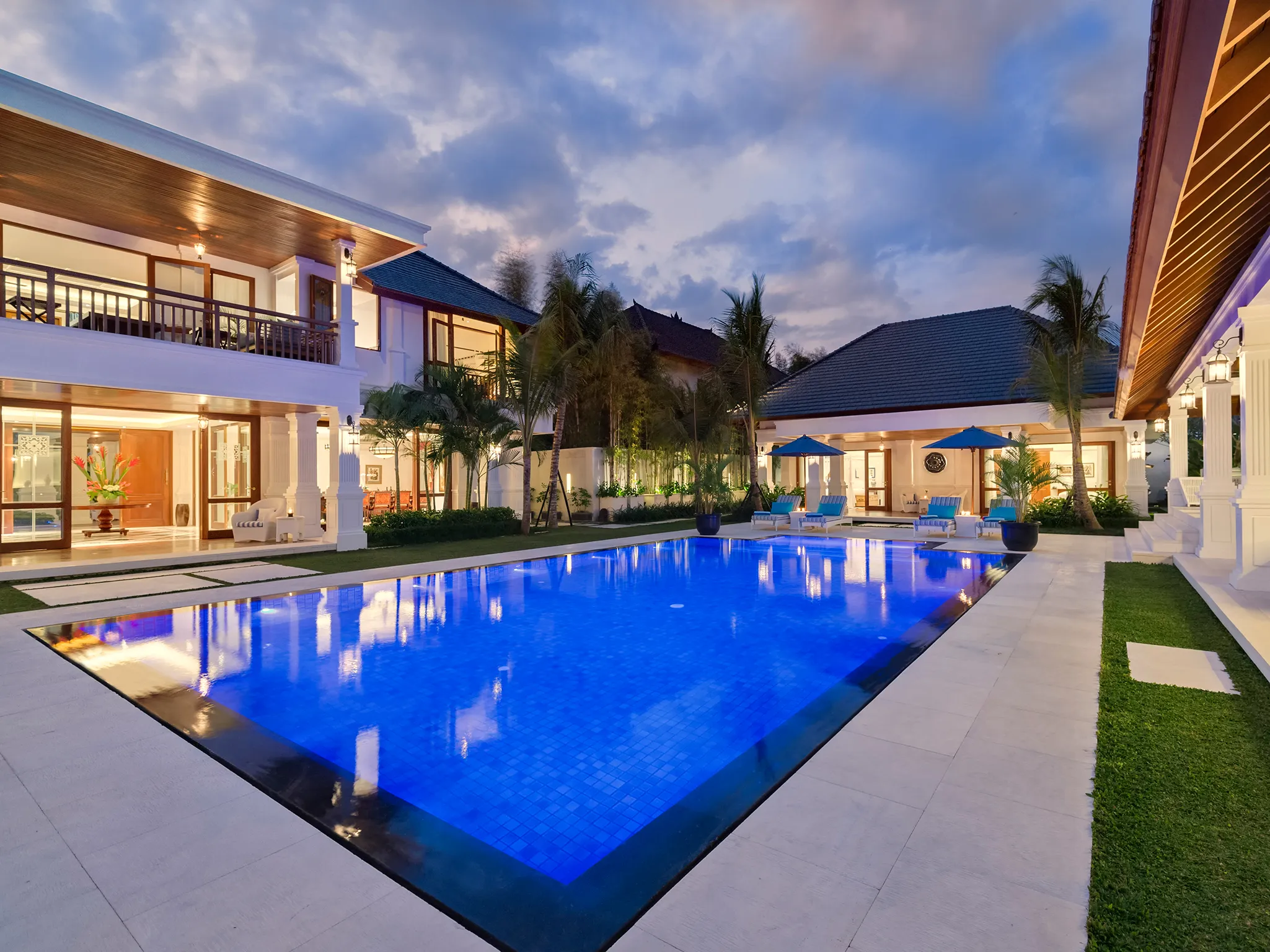 Villa Windu Asri - Night time at the villa