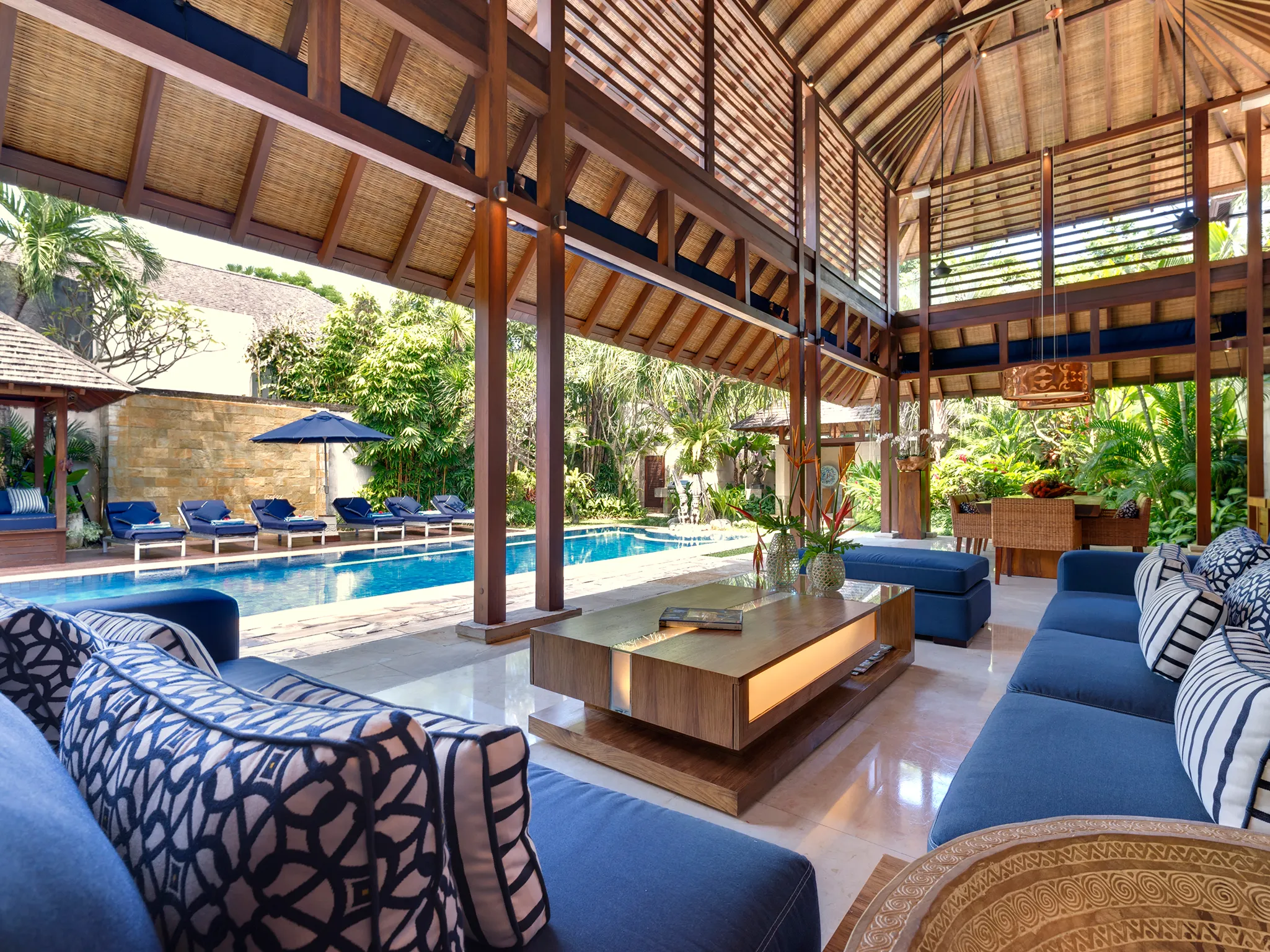 Villa Windu Sari - Living and dining areas