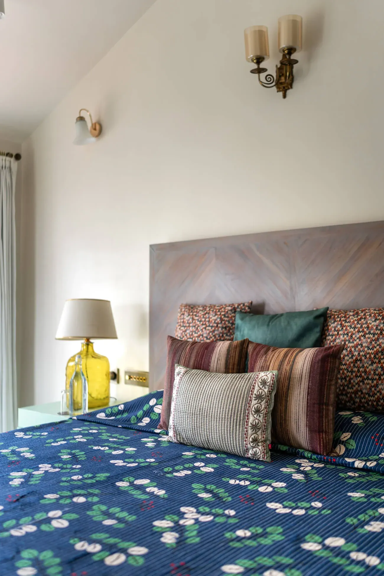 Bedroom 1 | Villa Aikyam