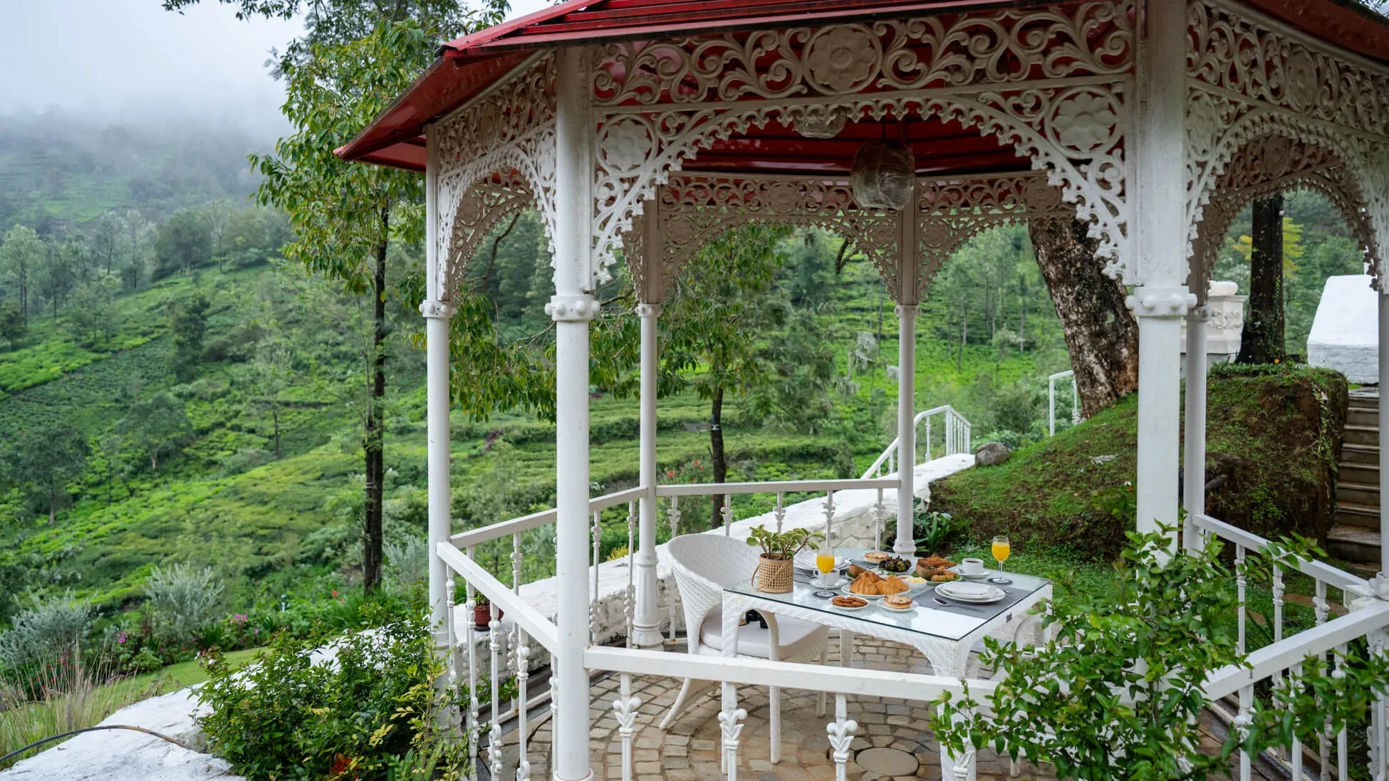 Outdoor Gazebo | Villa Aikyam