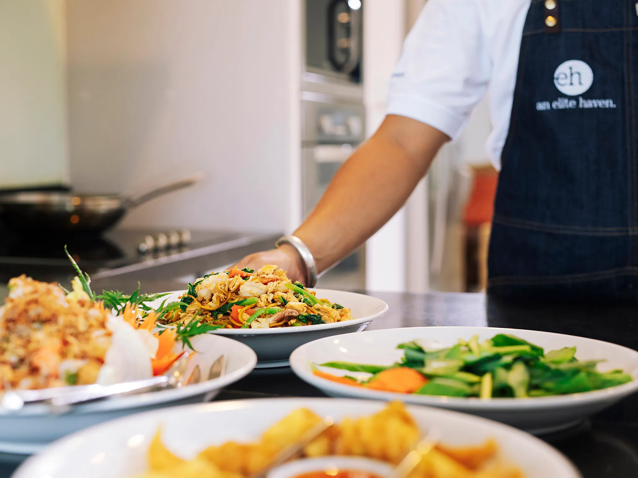 Akuvara - All day dining at cost