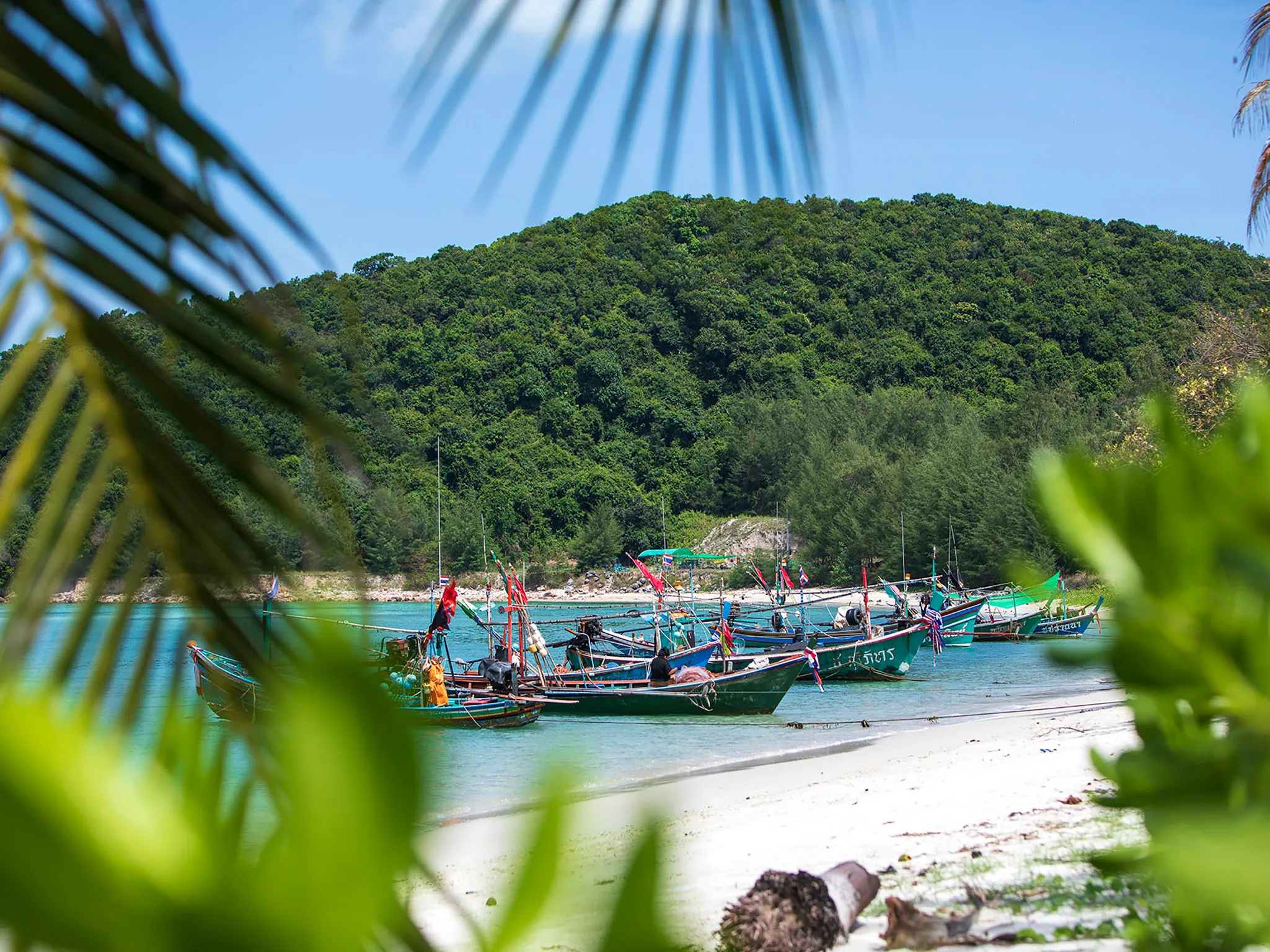 Akuvara - Fisherman boats