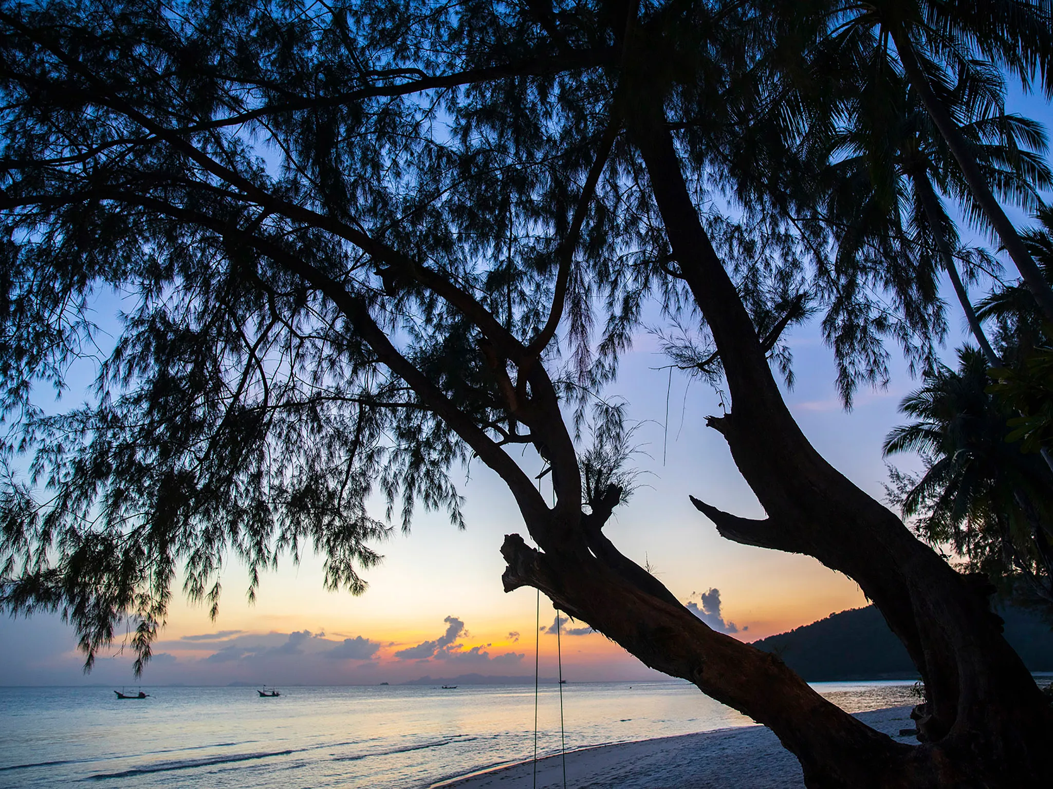 Akuvara - Sunset view from the villa