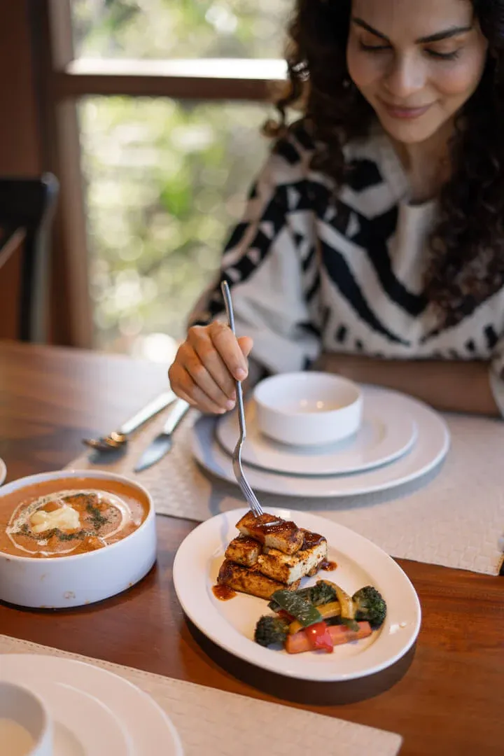 Food and beverage | Restaurant service | Amani Villas by Lohono Stays