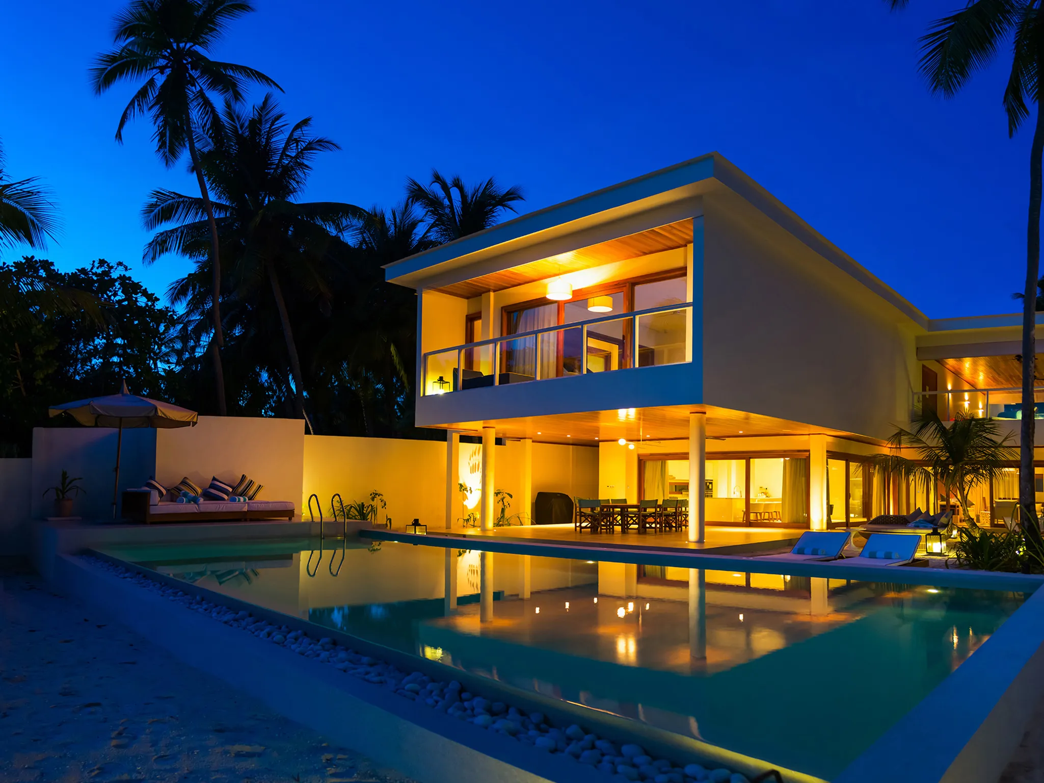 4 Bedroom Villa Residences - Evening ambience