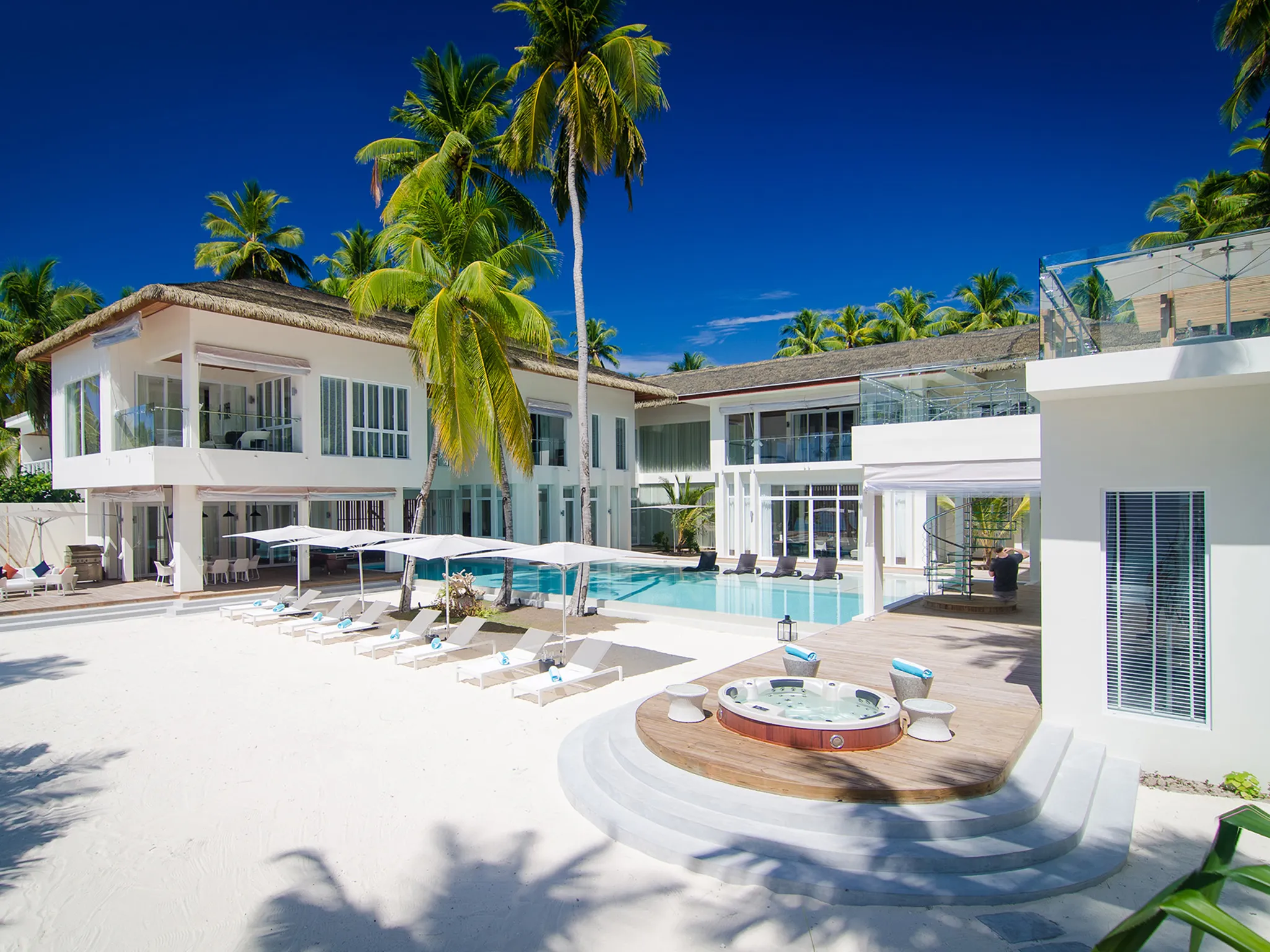 The Amilla Villa Estate - Phenominal position