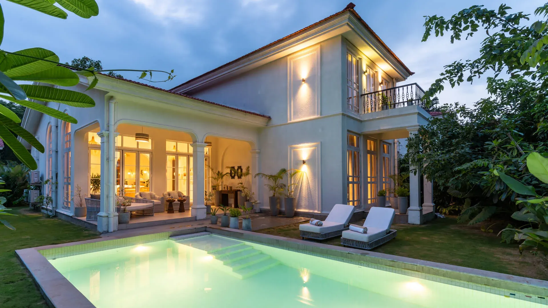Evening Facade | Beleza Villa D by Lohono Stays