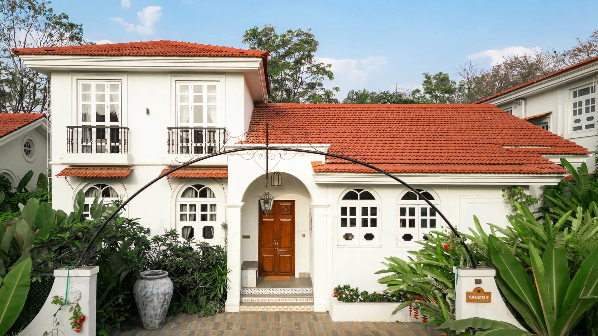 Front Facade | Calisto Villa B by Lohono Stays
